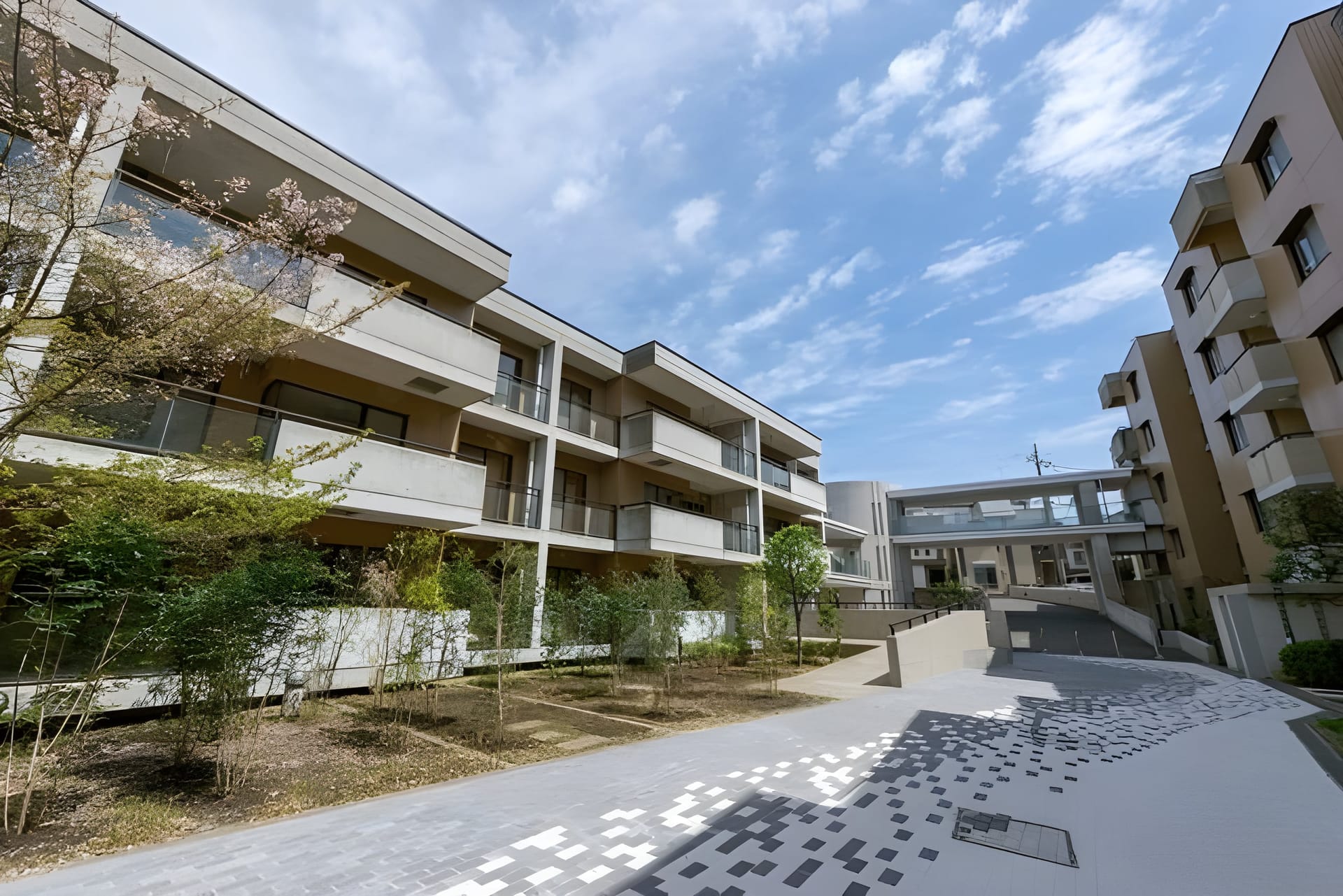 T's garden西寺尾 E棟 201