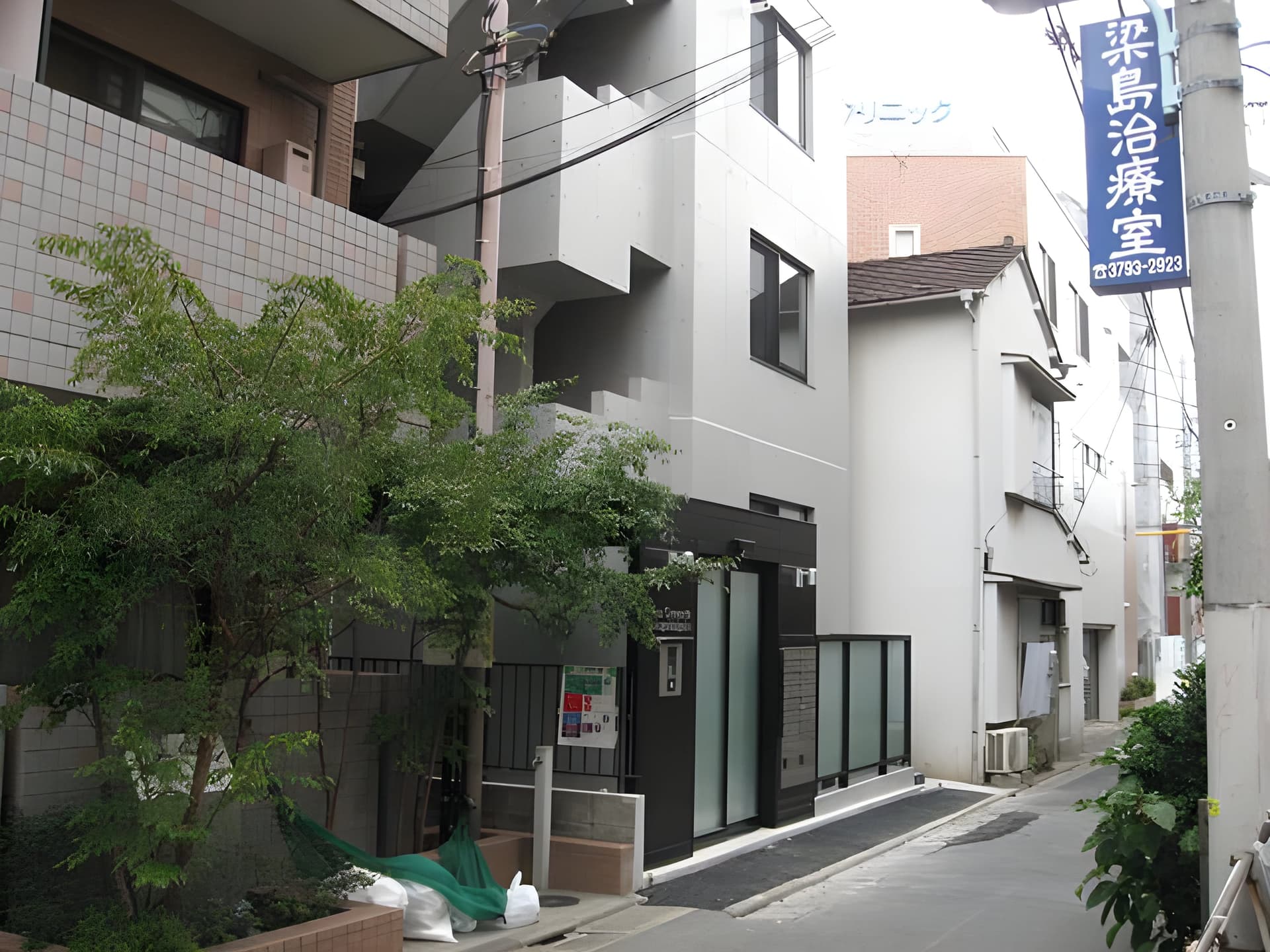 Luna Crescente Gakugeidaigaku 302