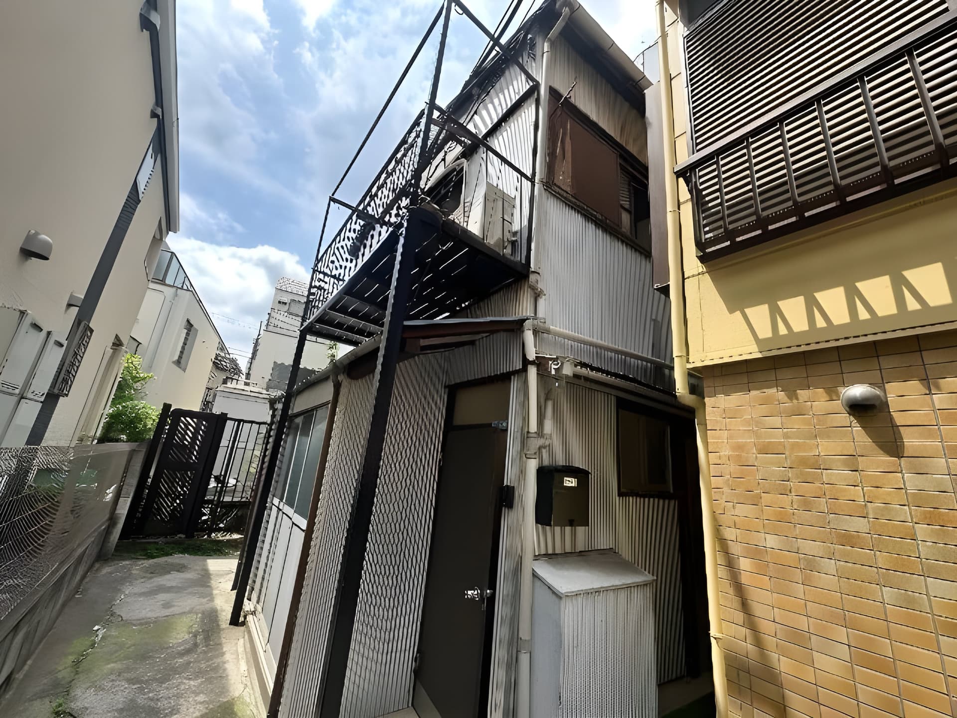 中央町1丁目戸建 1
