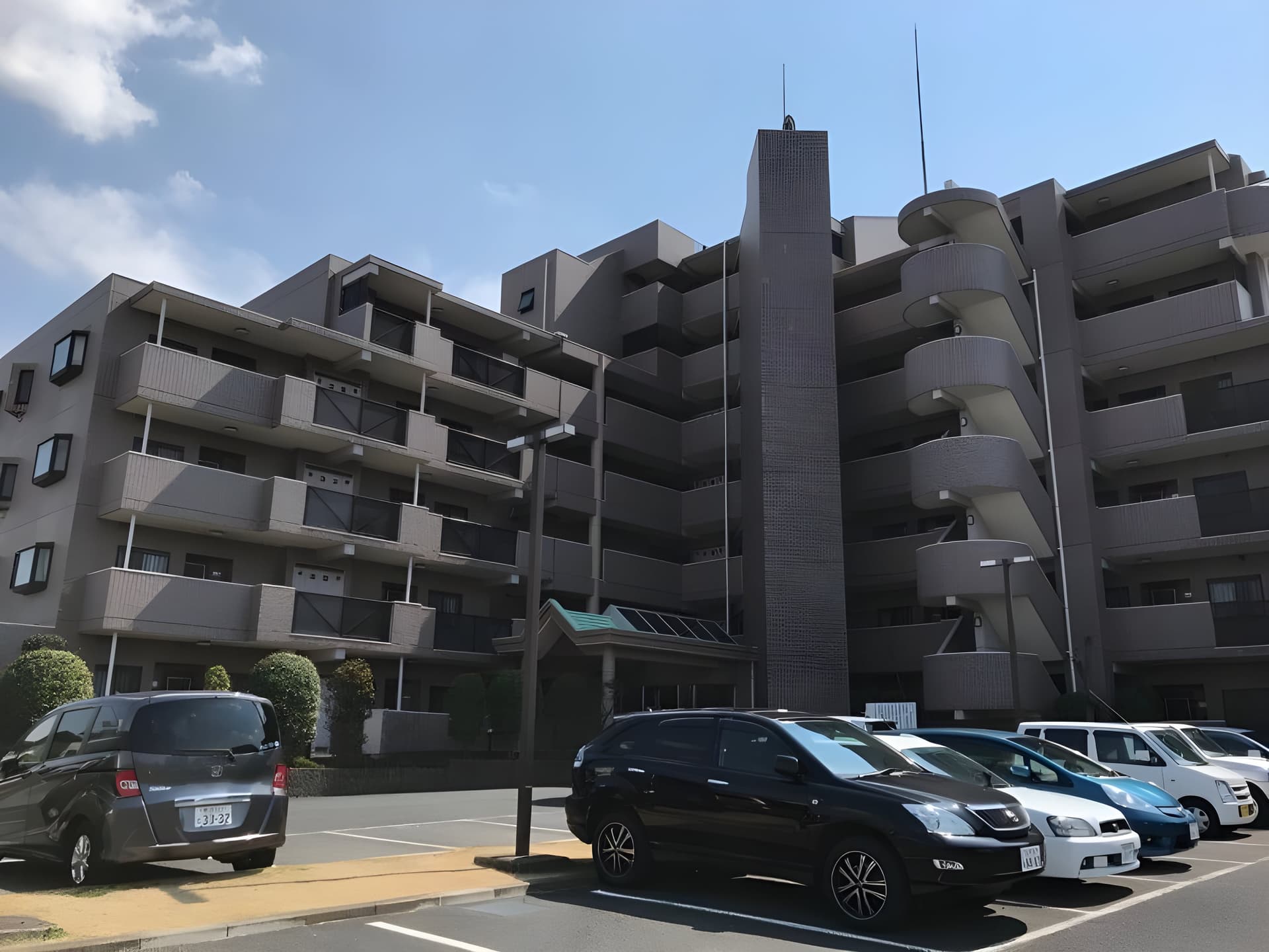 大新ヒルズ 702