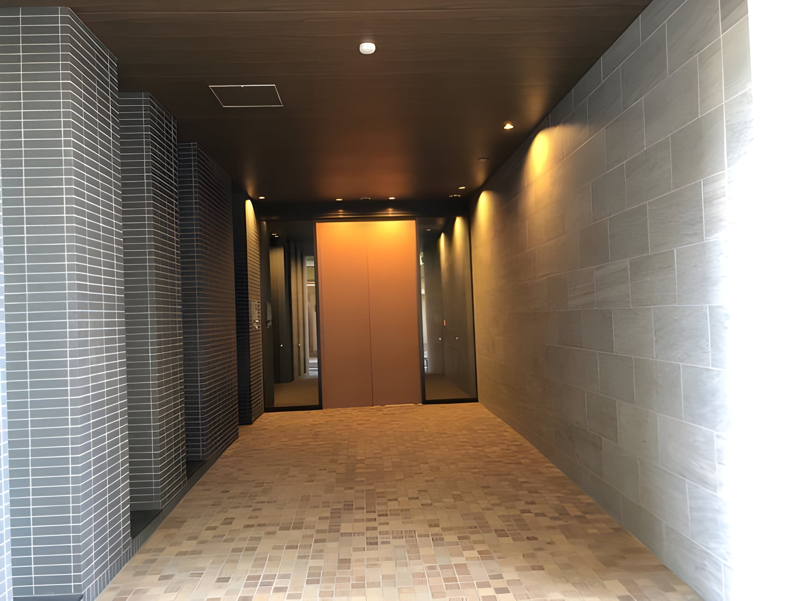 IVY WEST 703