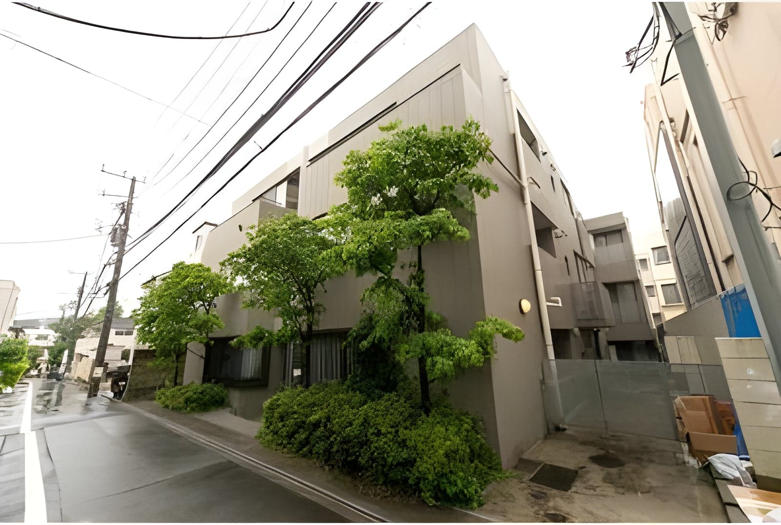 四ツ谷HOUSE 102