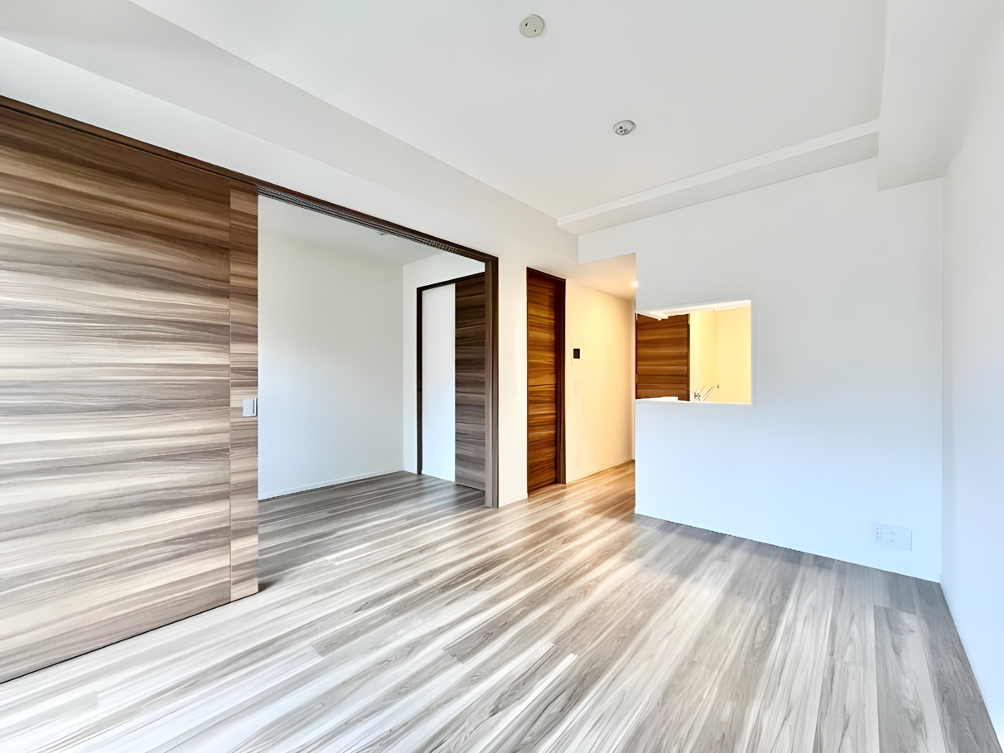 メゾンカルム市谷仲之町 208