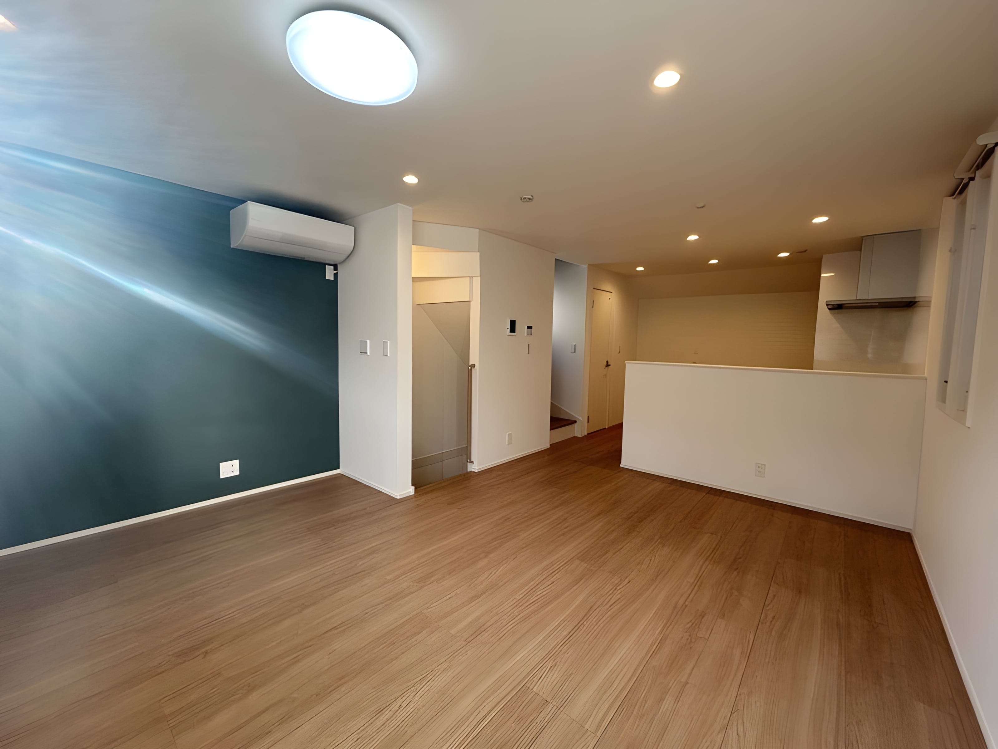 新宿区北新宿2丁目戸建 A
