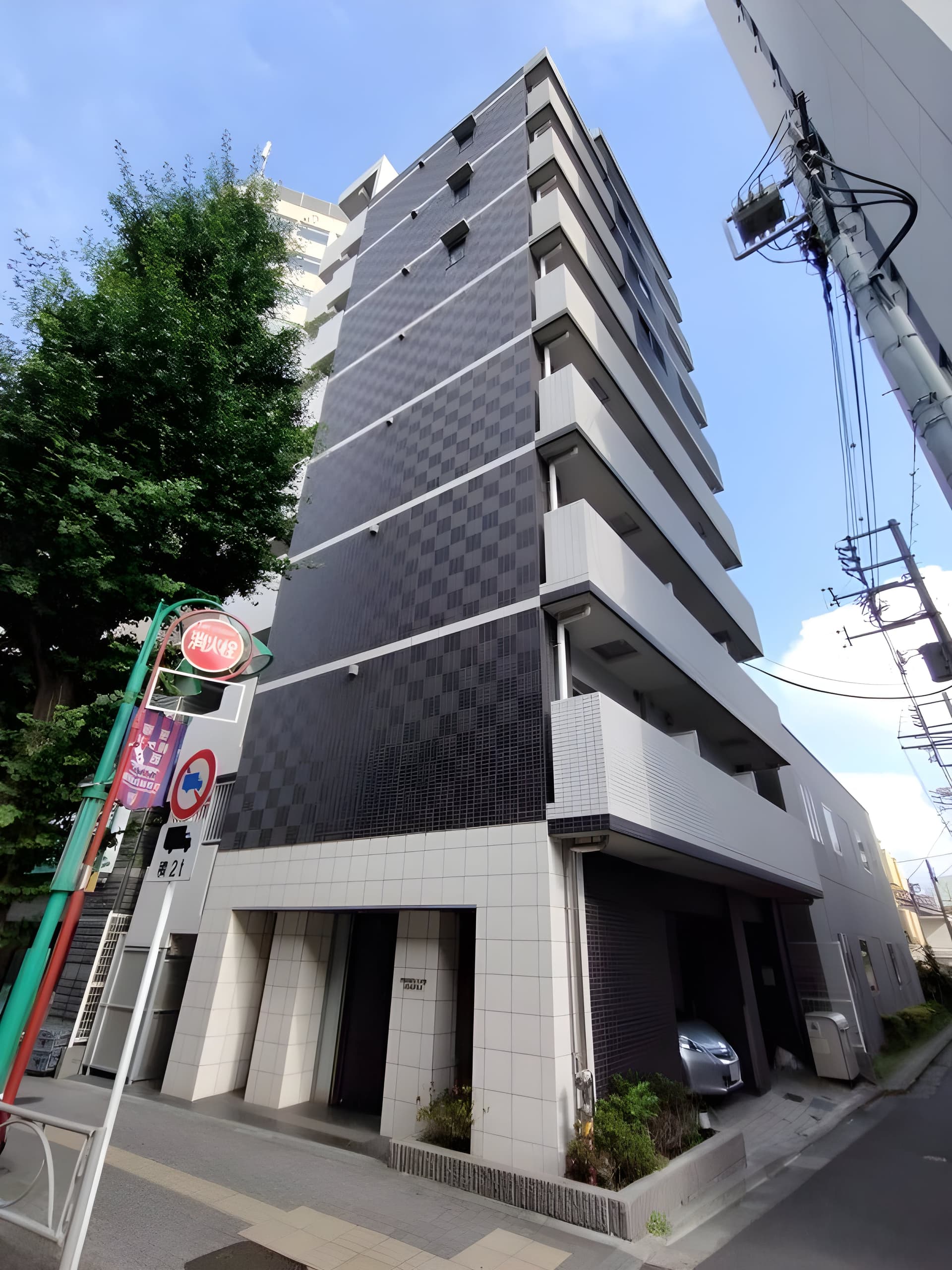 PREMIUM CUBE笹塚 302