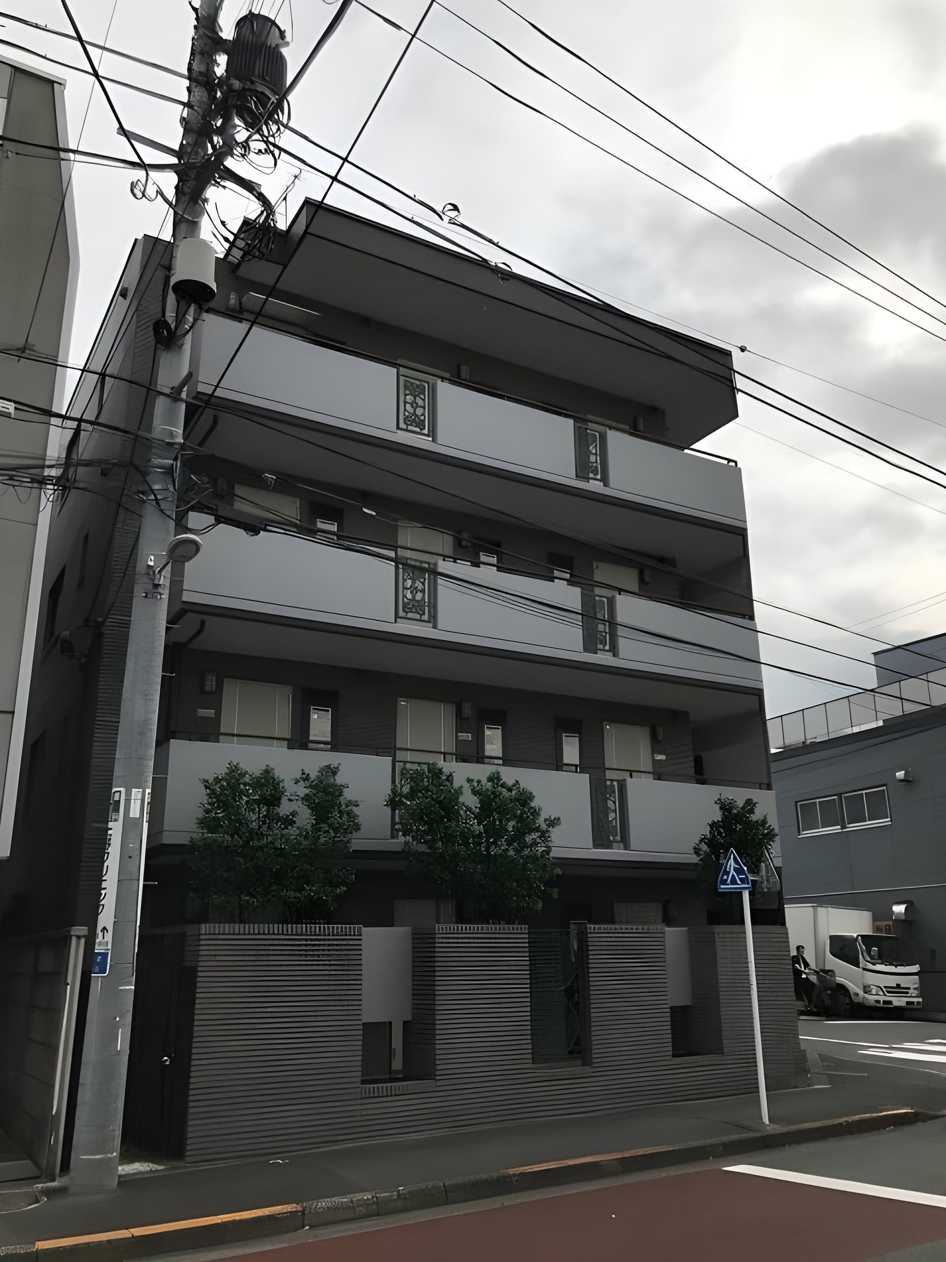 サティ中野 302