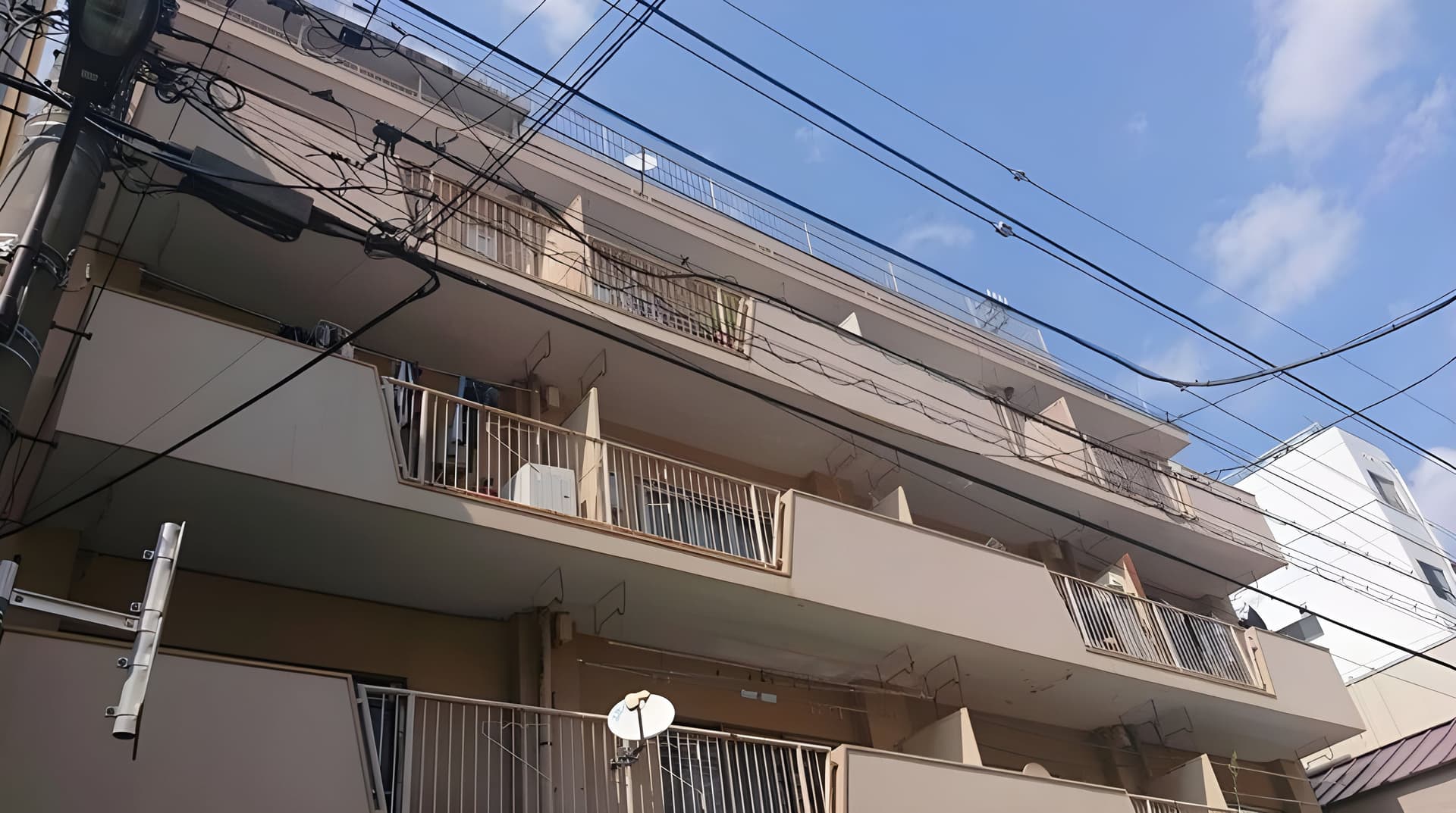 乾木工芸ビル 305
