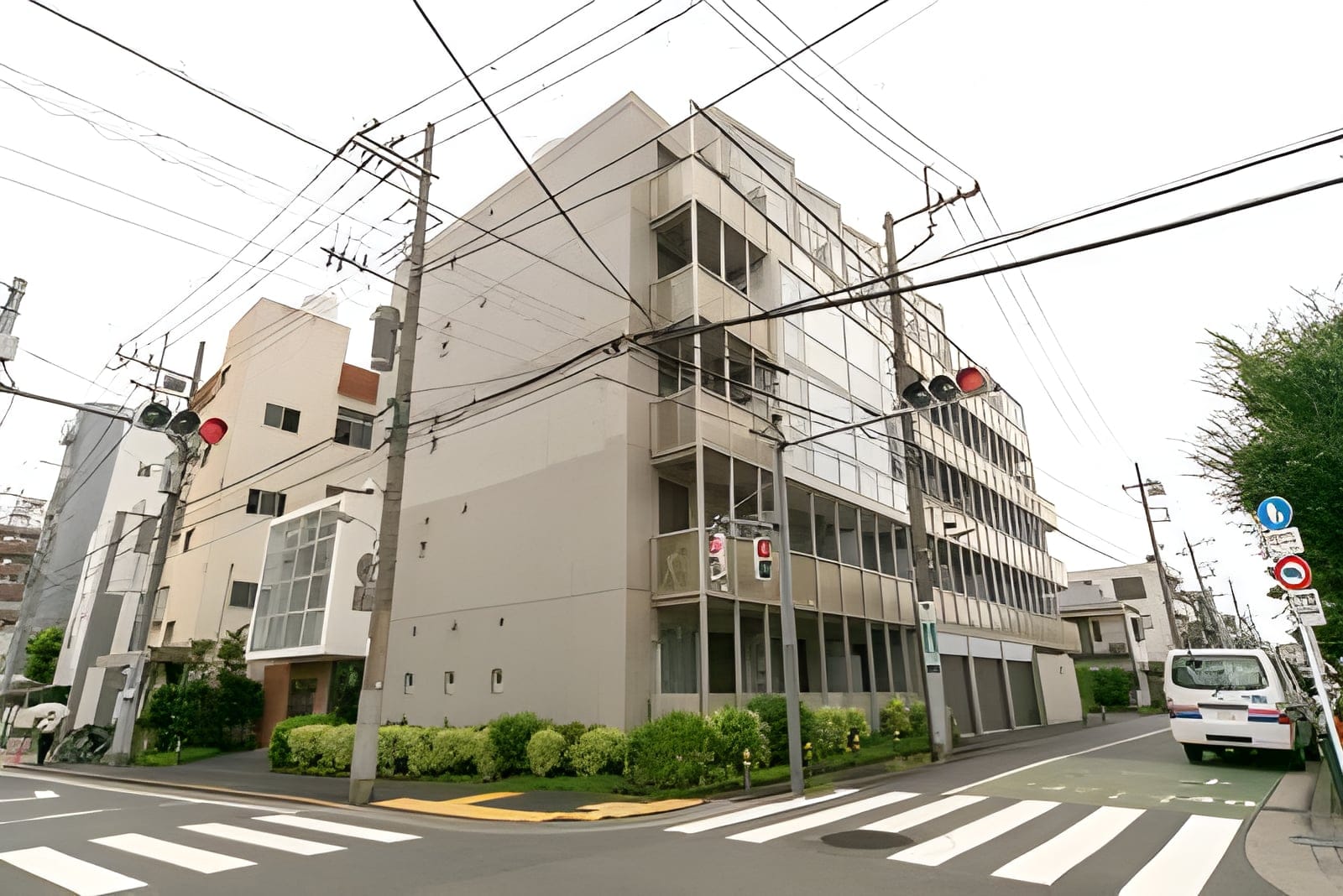 二葉アパートメント 506
