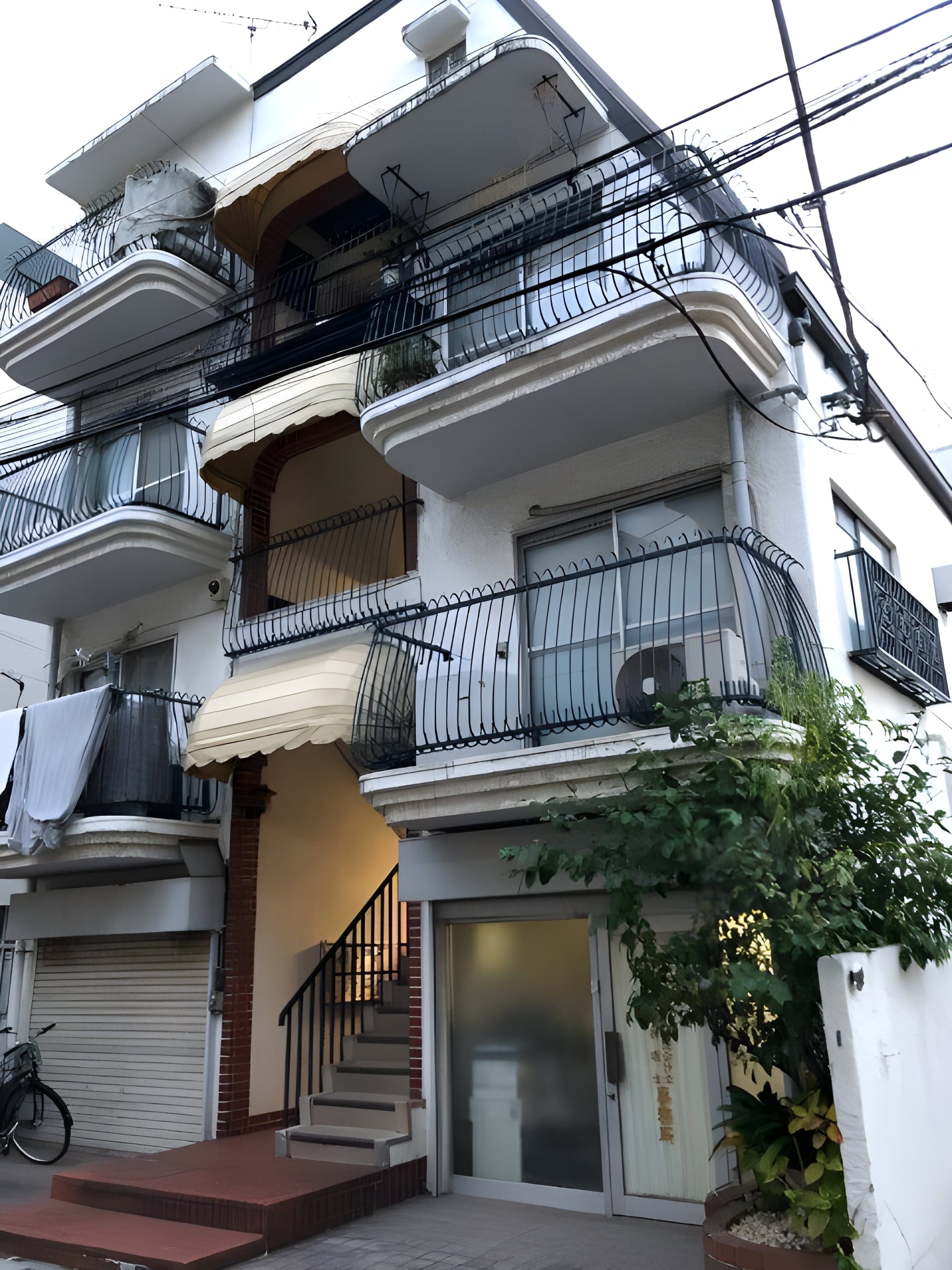 コーポニュー初台 202