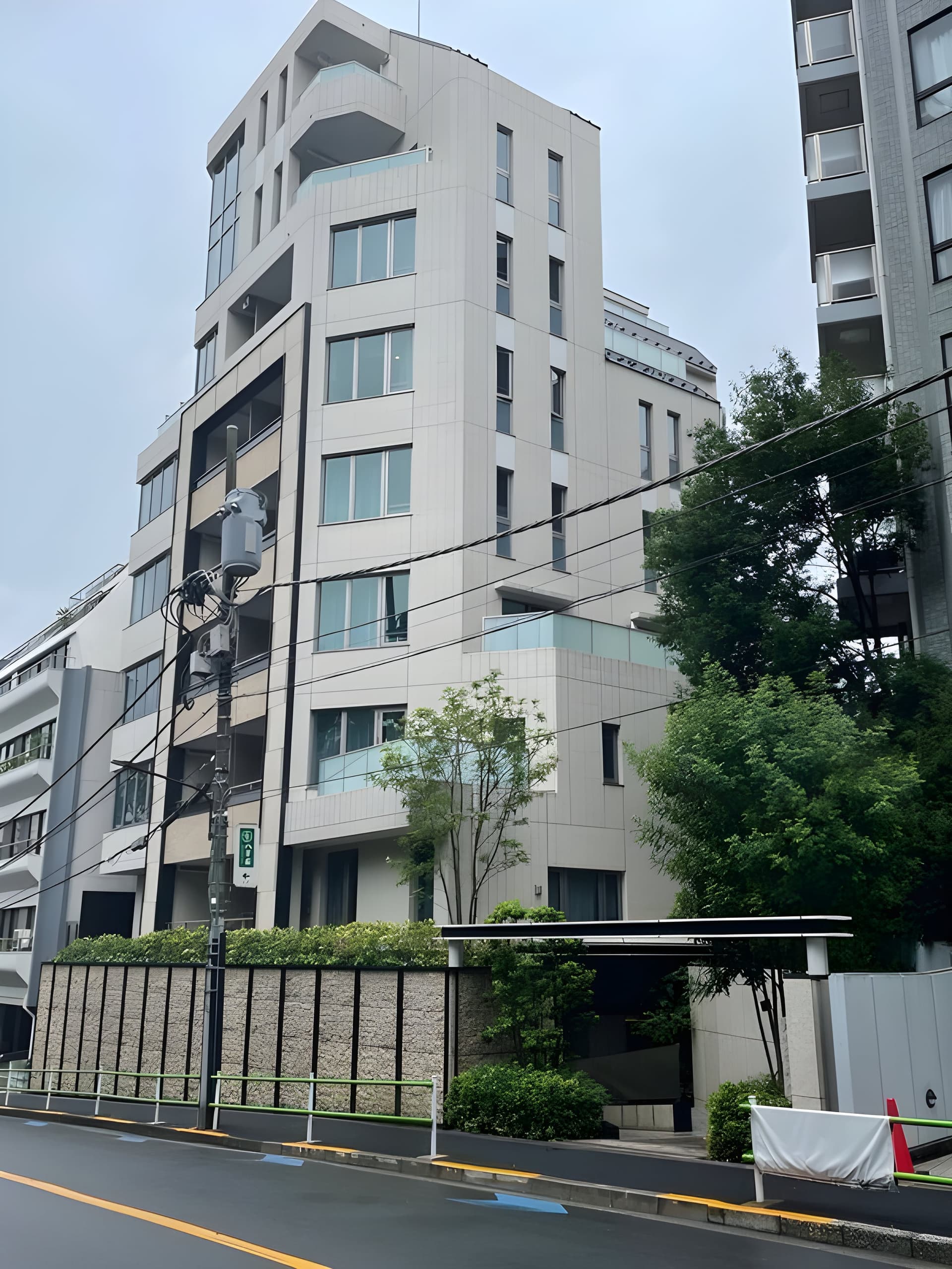 ザ・ロイヤルガーデンレジデンス白金台 401
