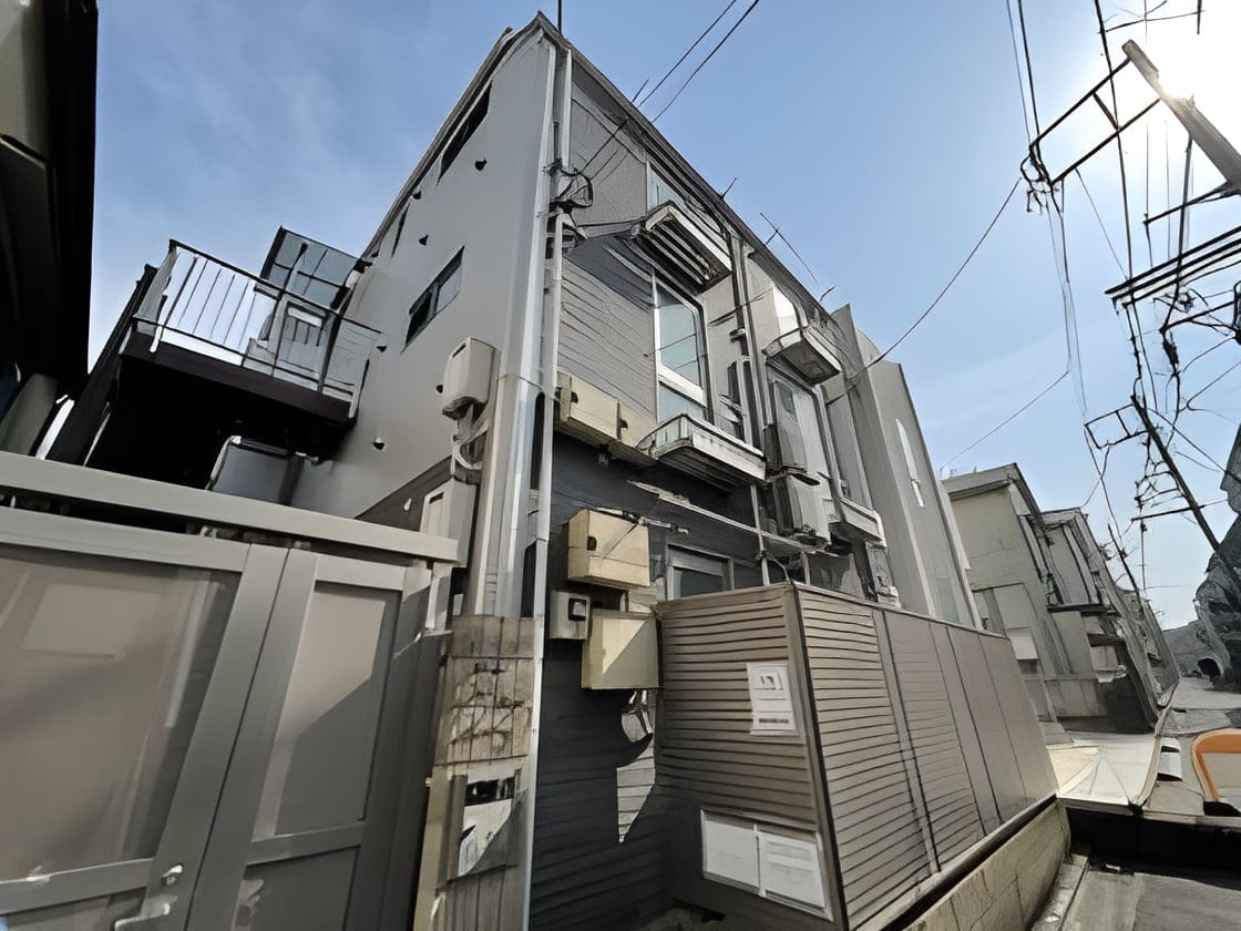リーシュ・レーヴ 302