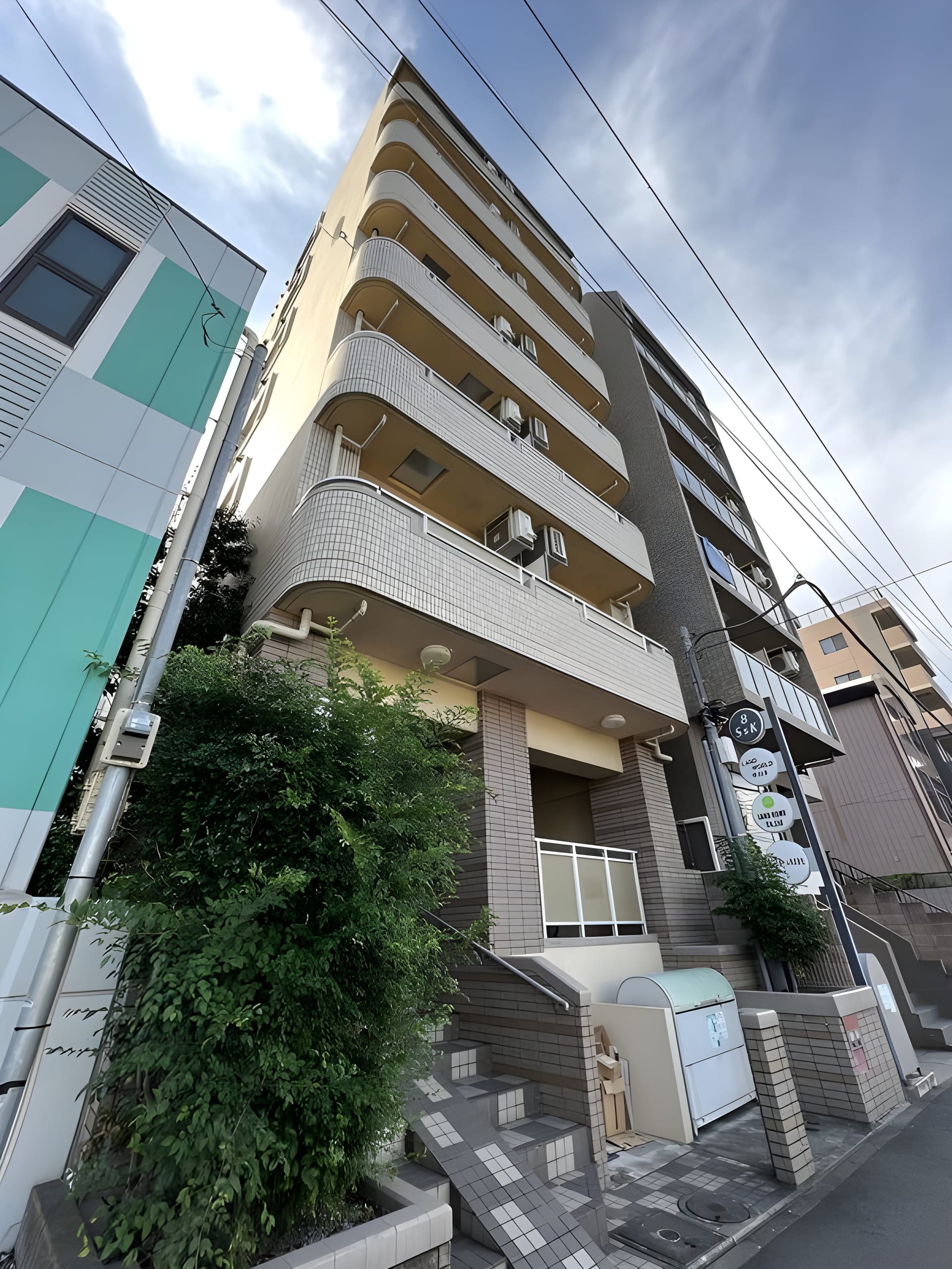 リーヴェルグランデ横浜中川 601