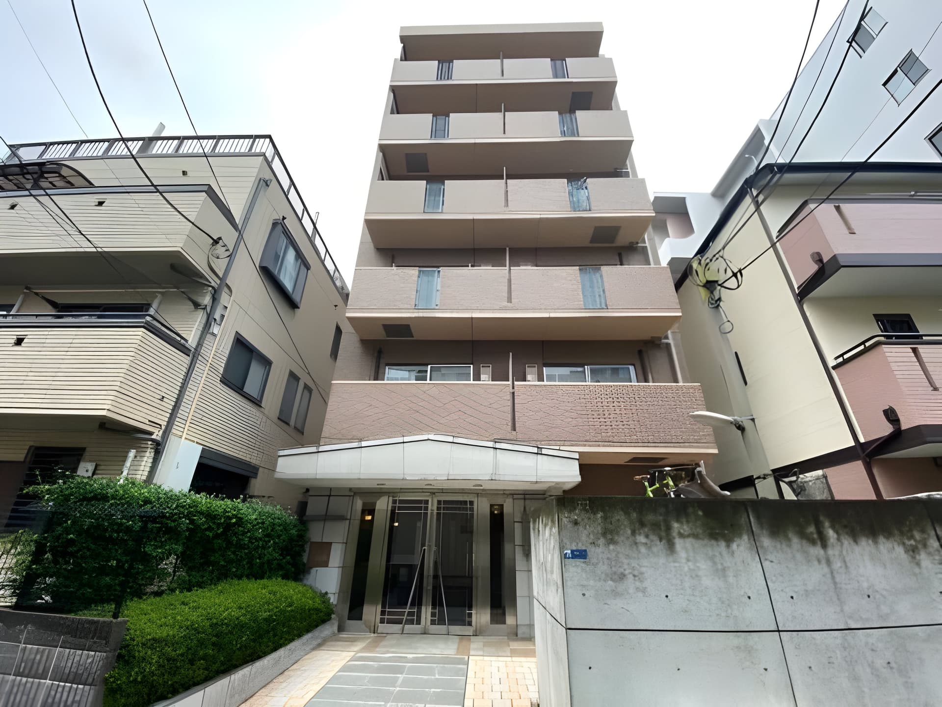 アピス早稲田 203
