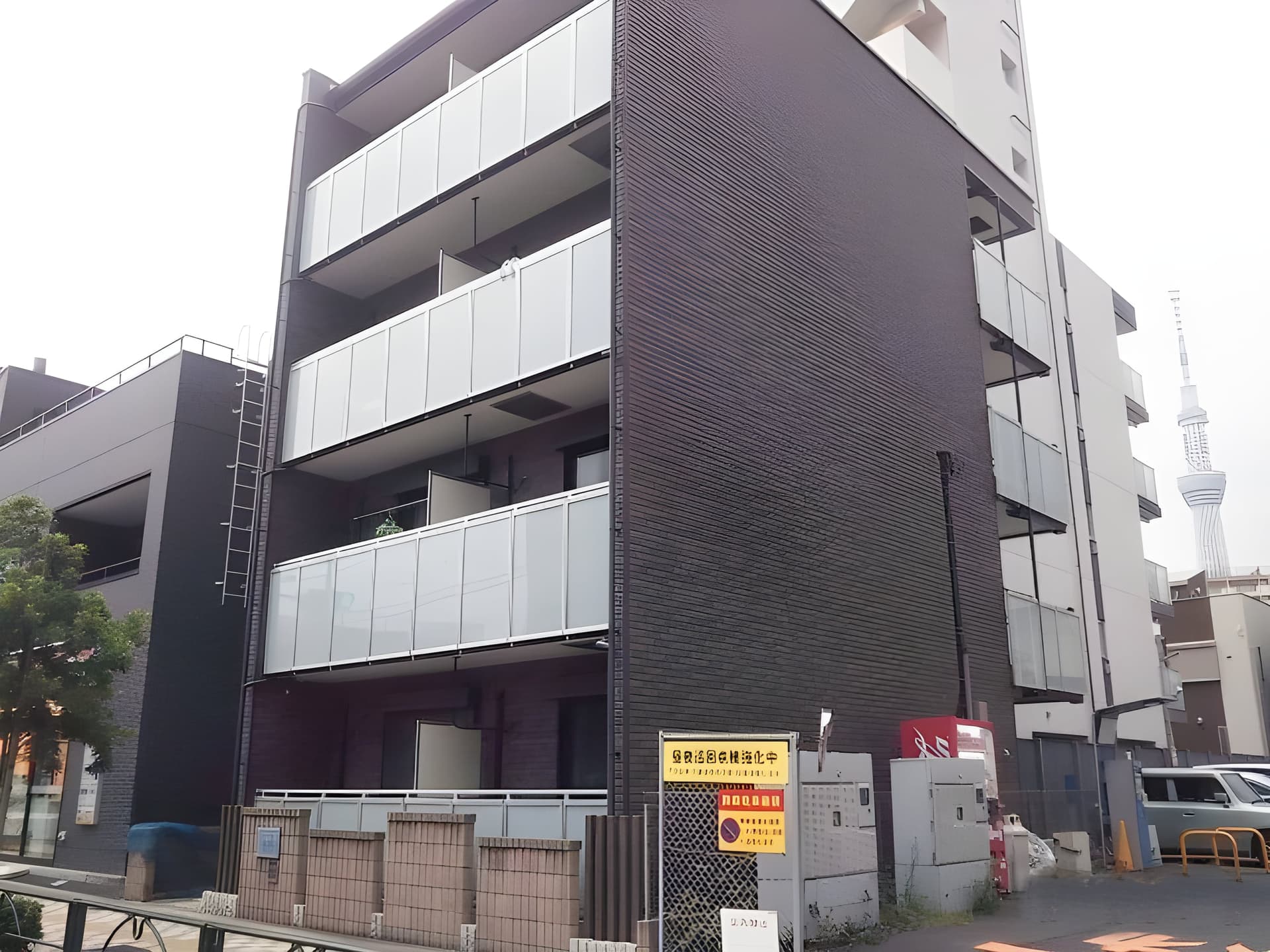 レオネクストオムライ 301