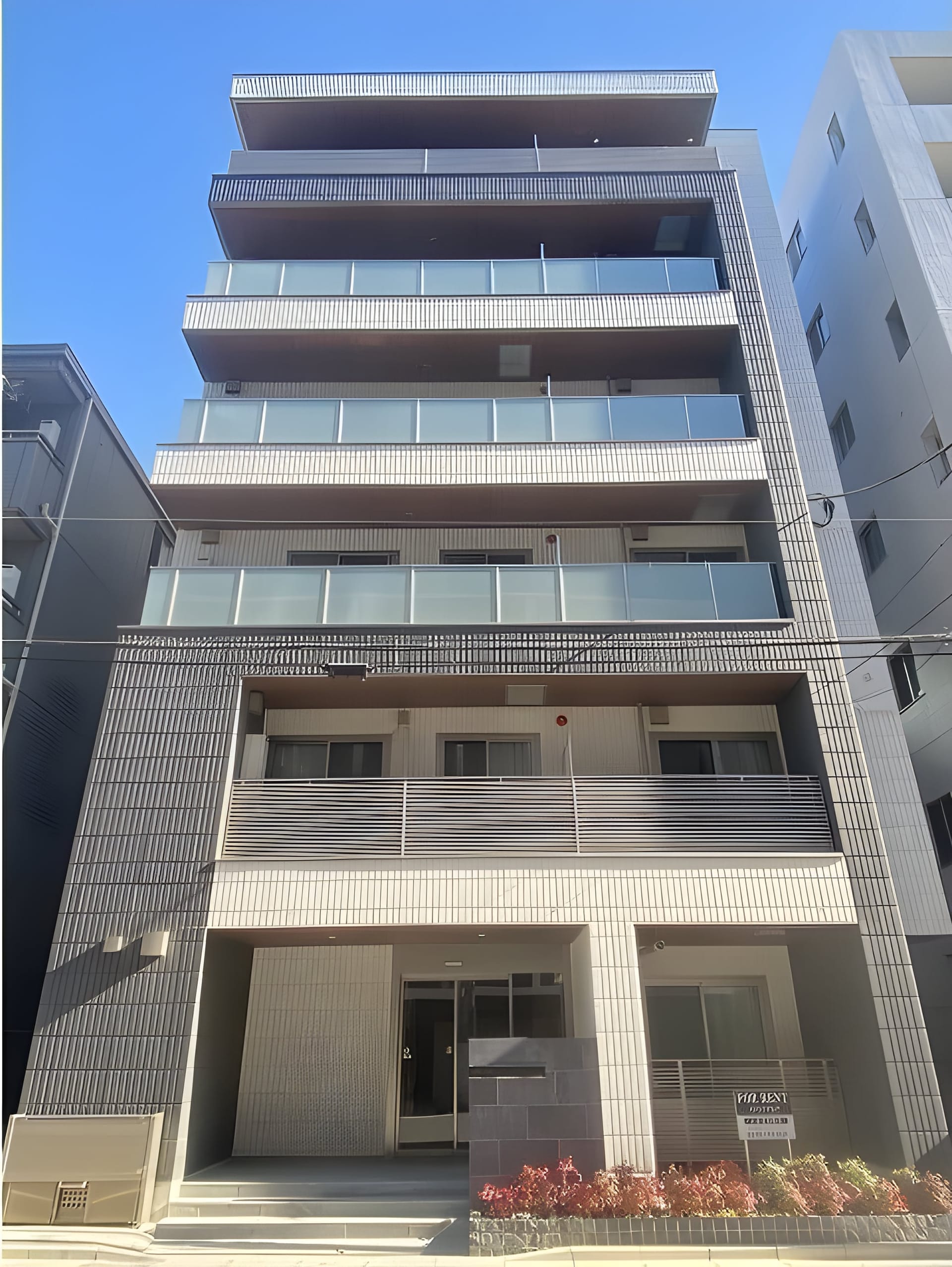 ORME COURT KINSHICHO 102