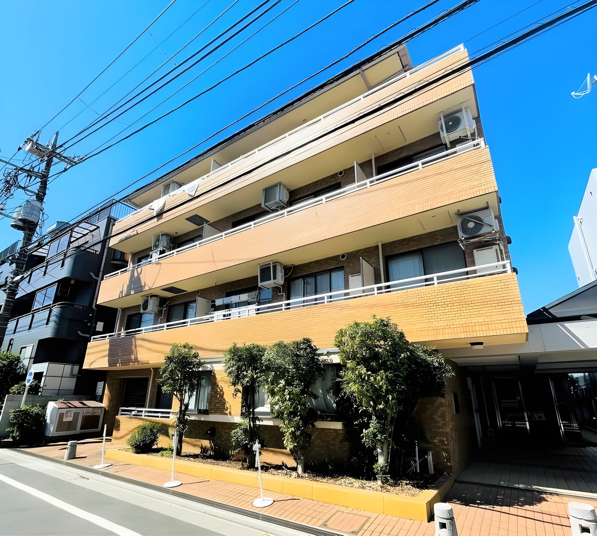 ガーデンハイツ小山 305