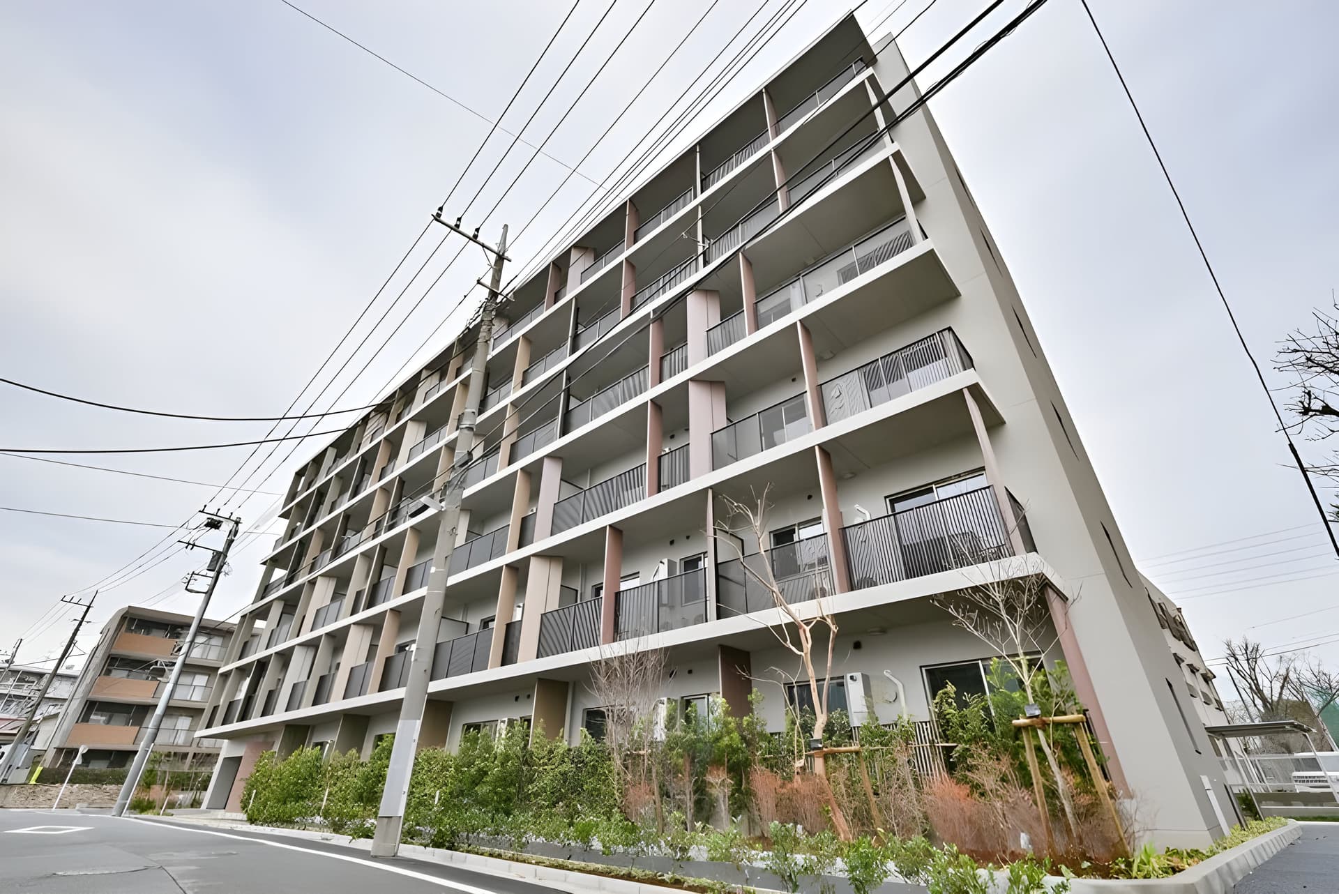 ロイジェント西新井 0408