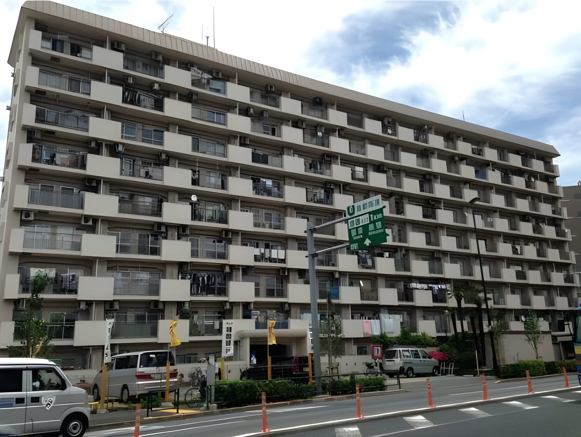 関屋ステーションハイツ 812