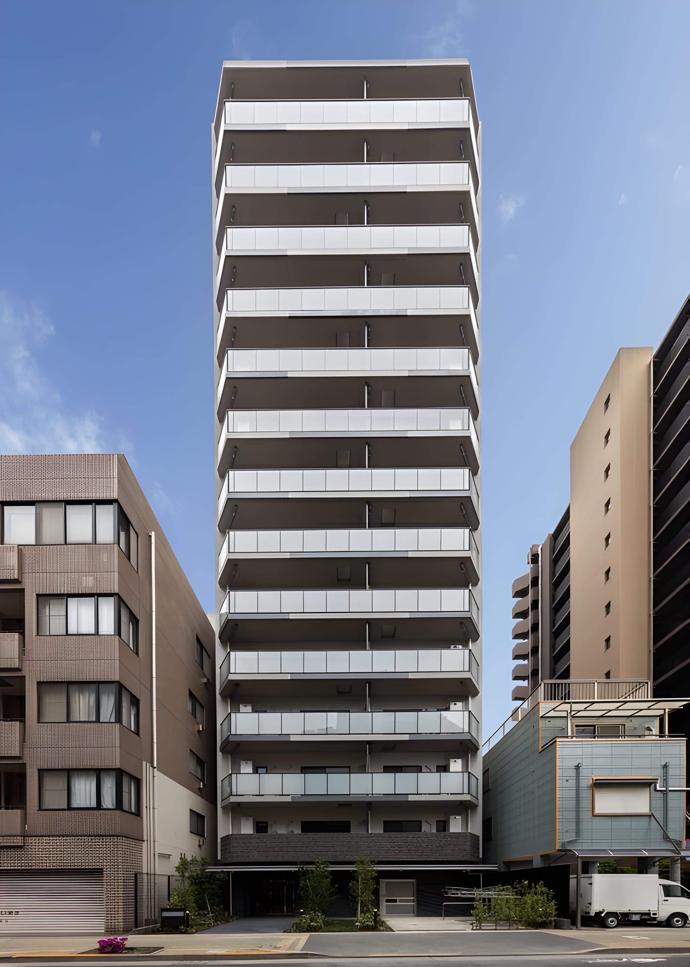 クレストコート上野 601