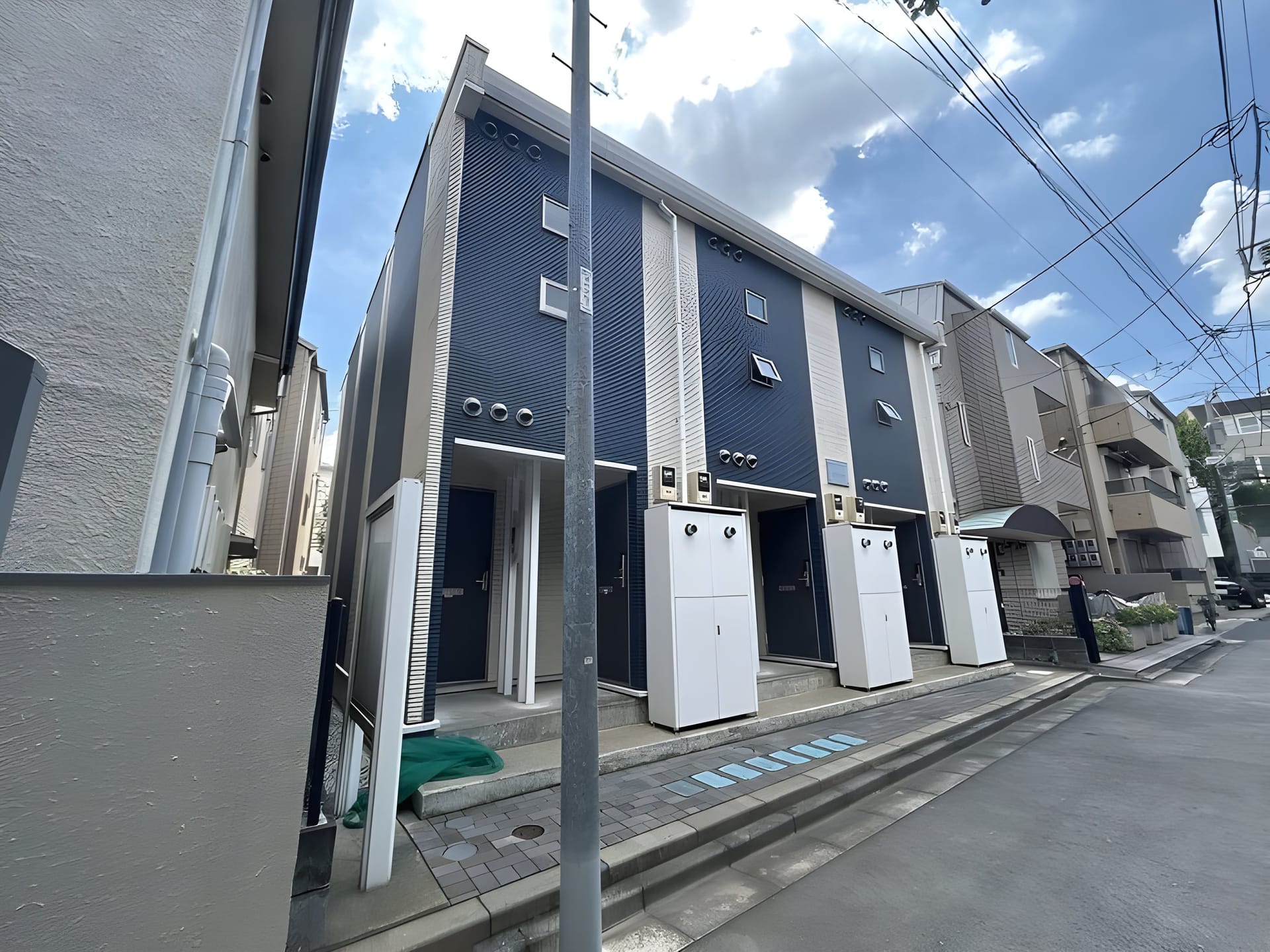 レオネクストルミエール北沢 103