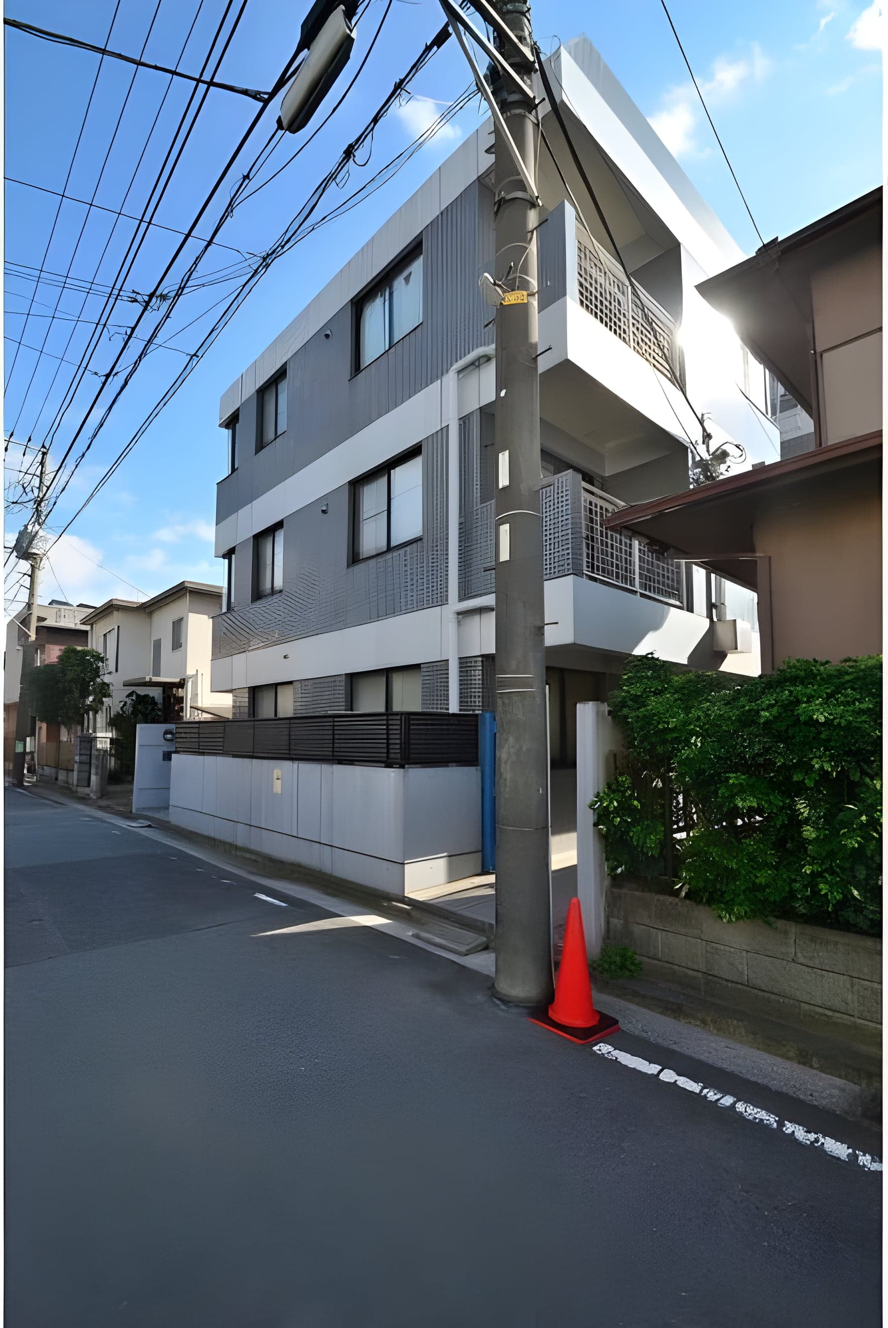 テンダーハウスII番館 201