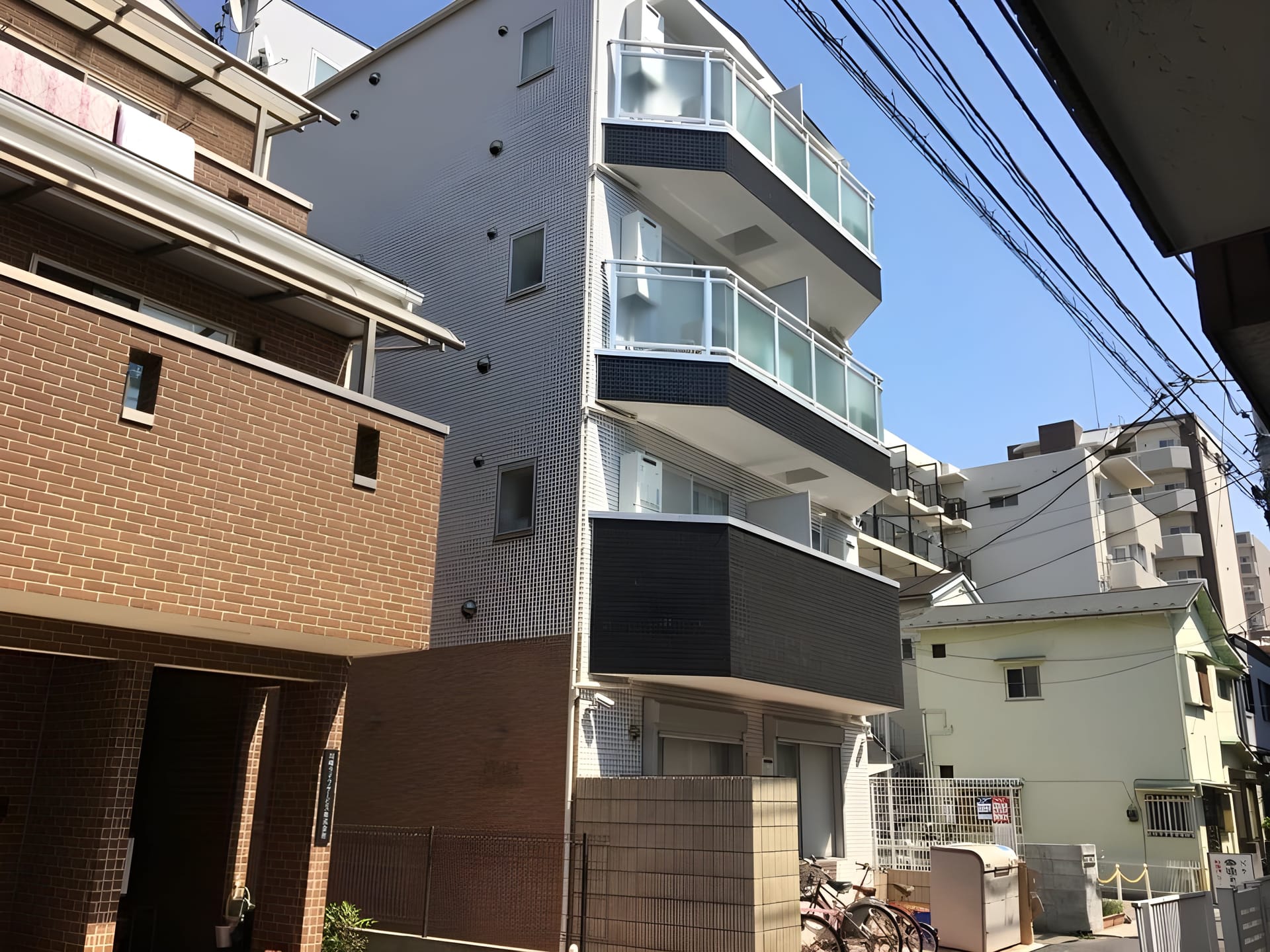 b’CASA Lazo Saiwai 102