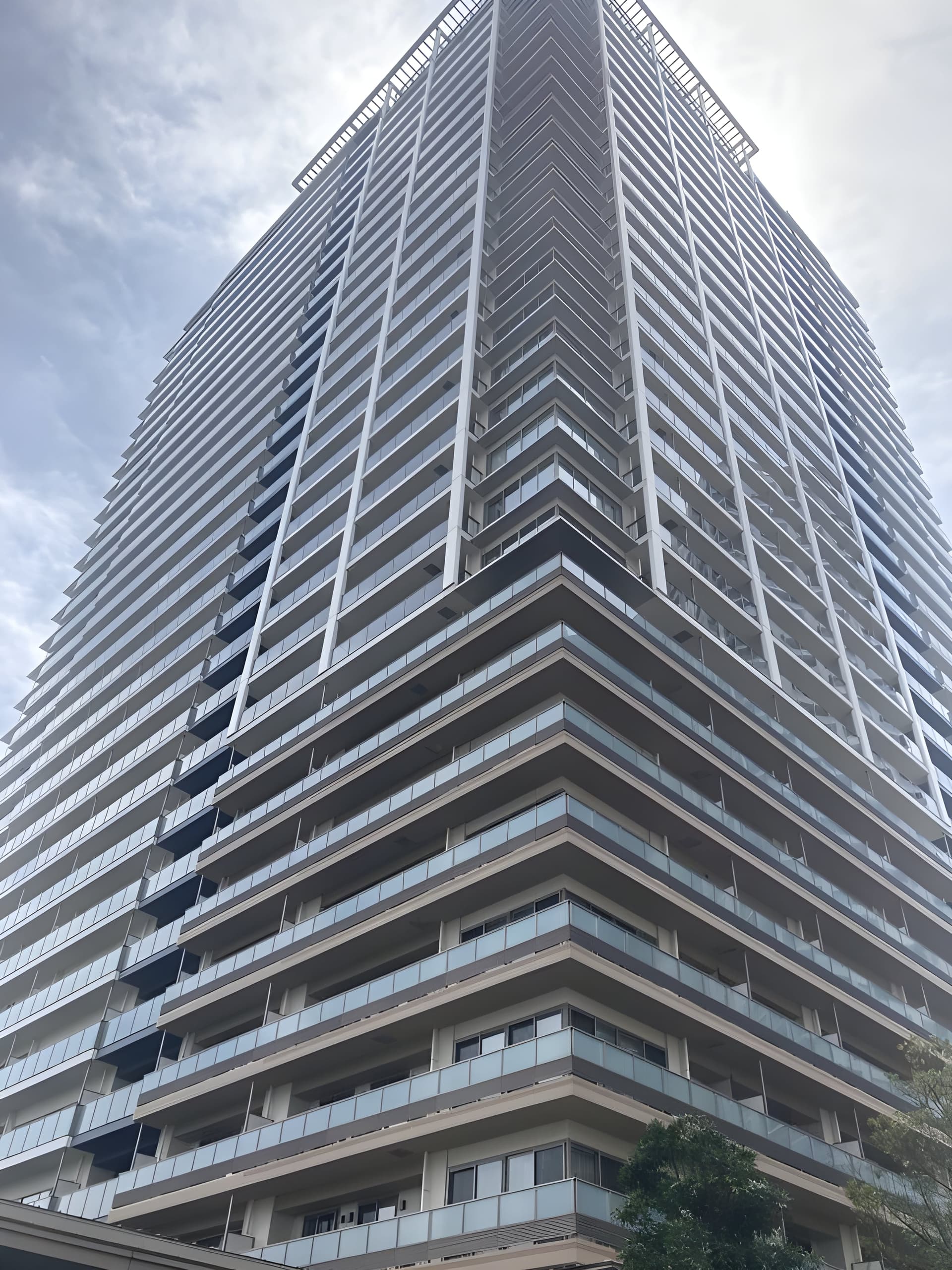 BAYZ TOWER&GARDEN 2712