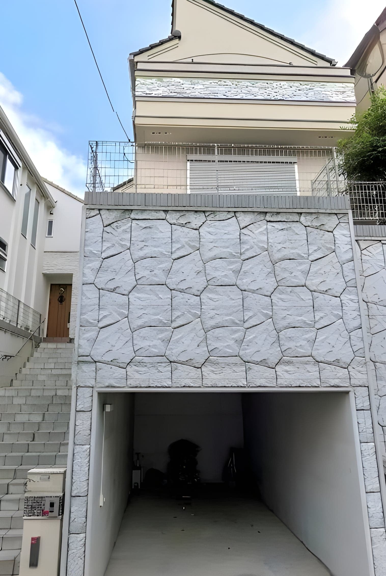 西寺尾戸建 0