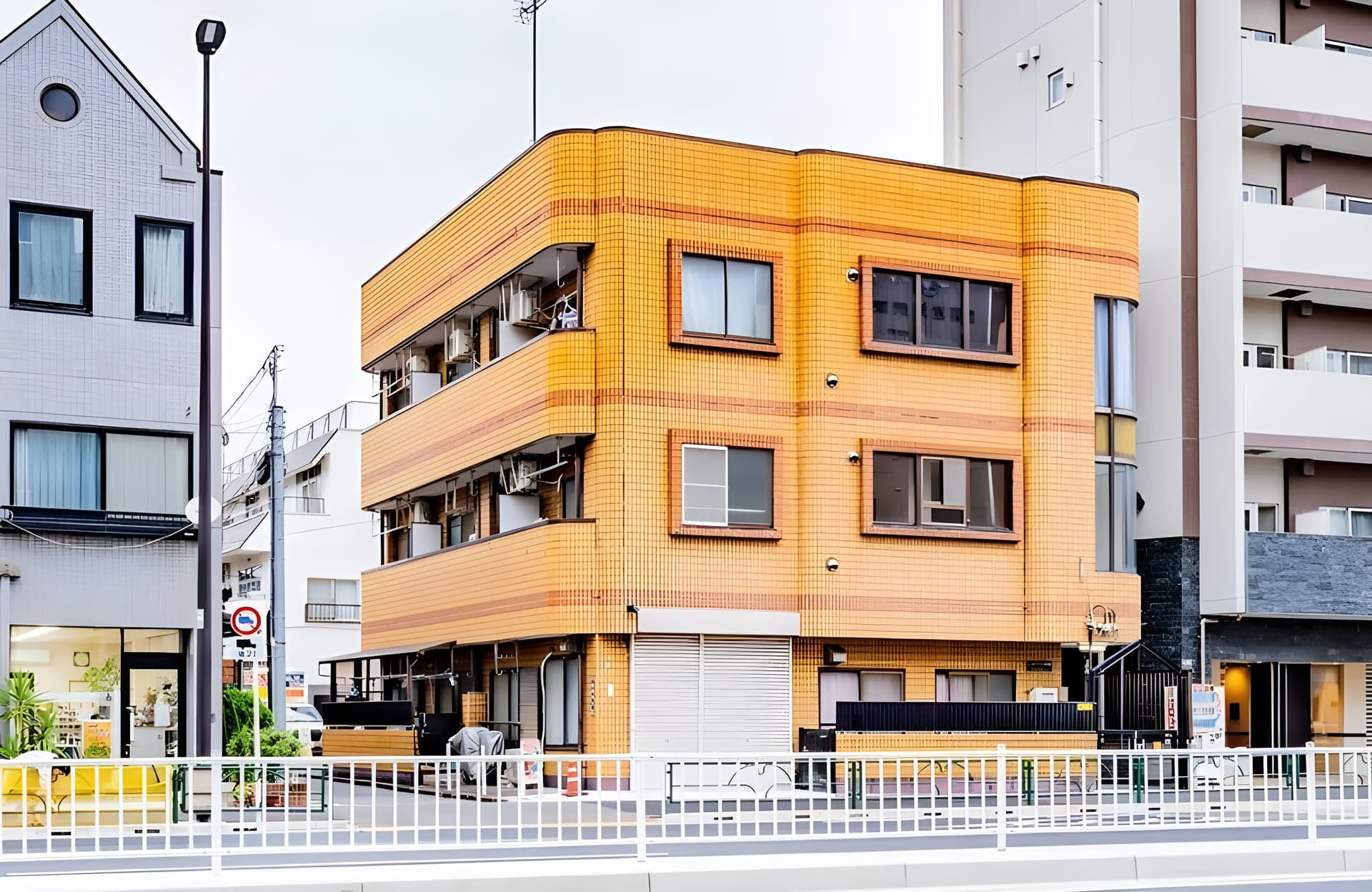 ジョイフル岩淵 302