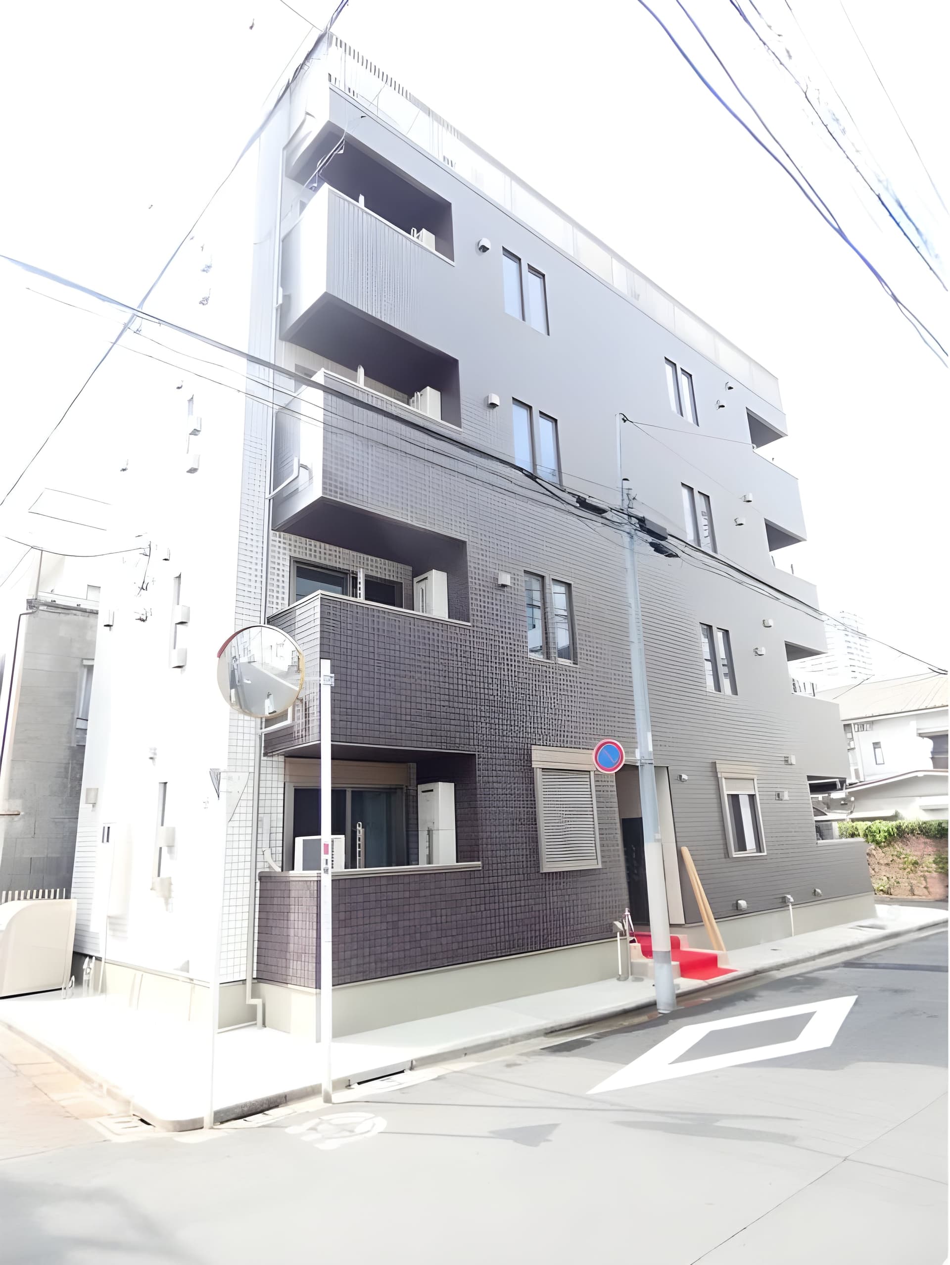 アイヴィレッジ 202