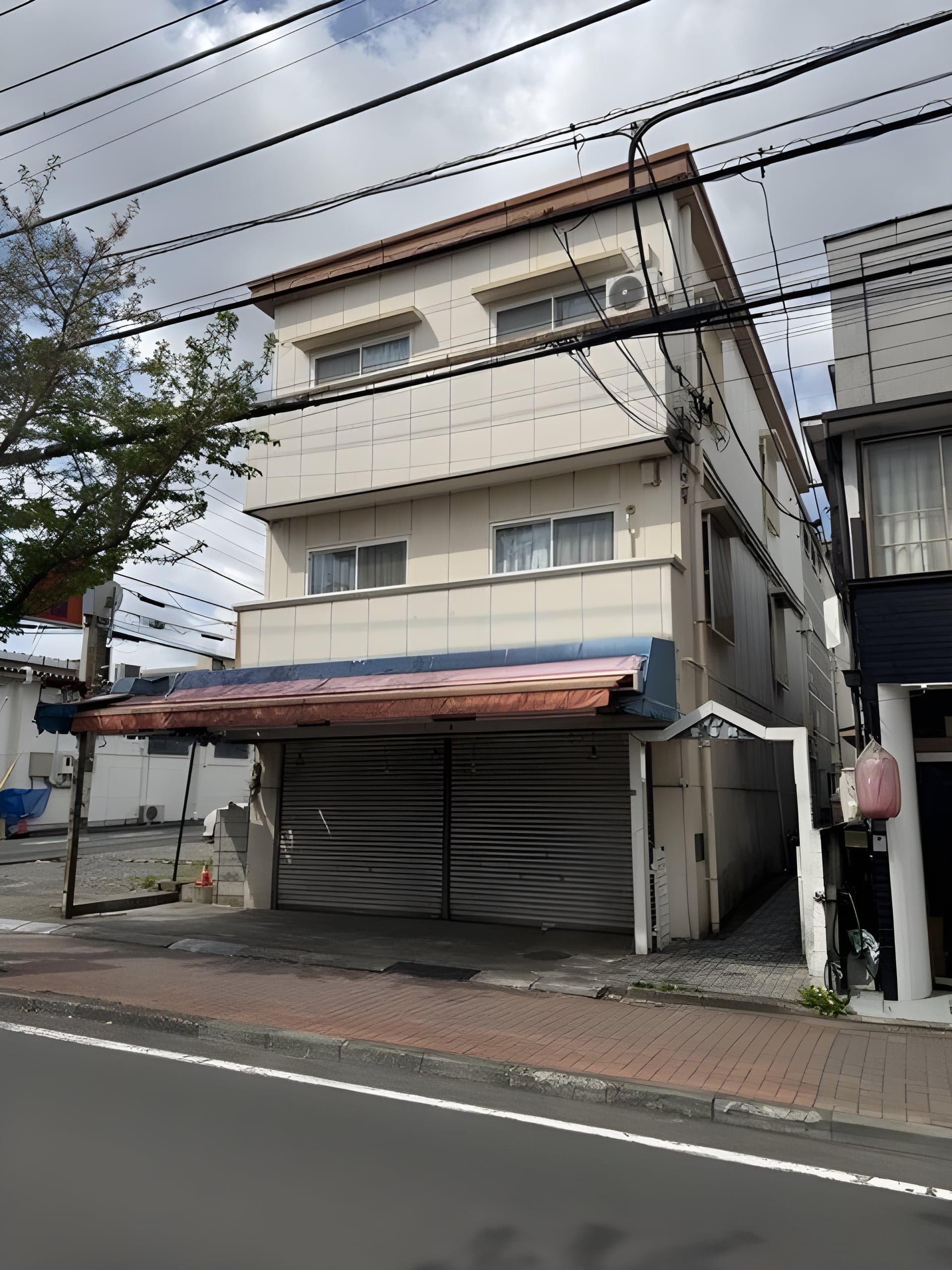WEST壱番館 202
