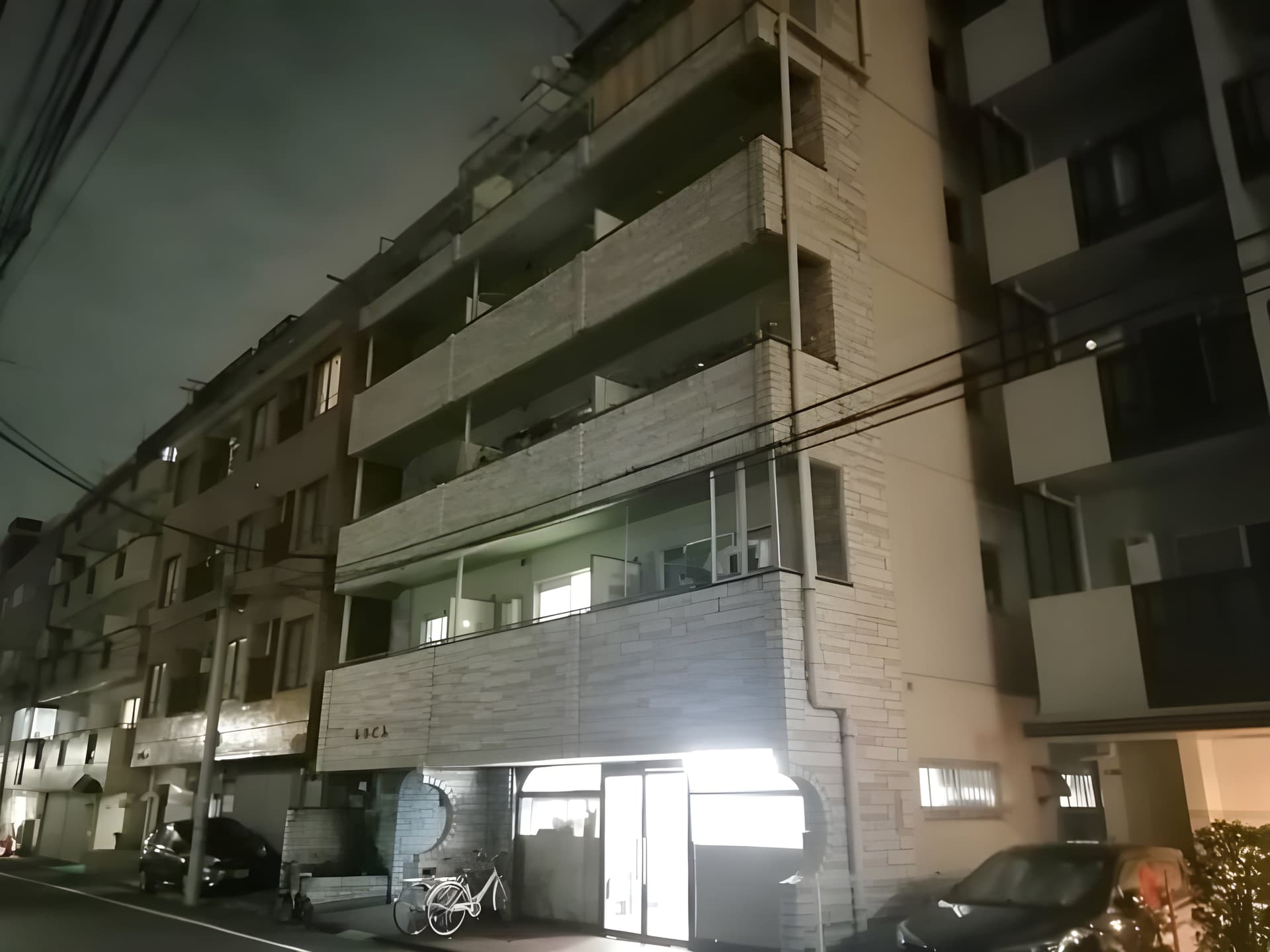 行平ビル 201