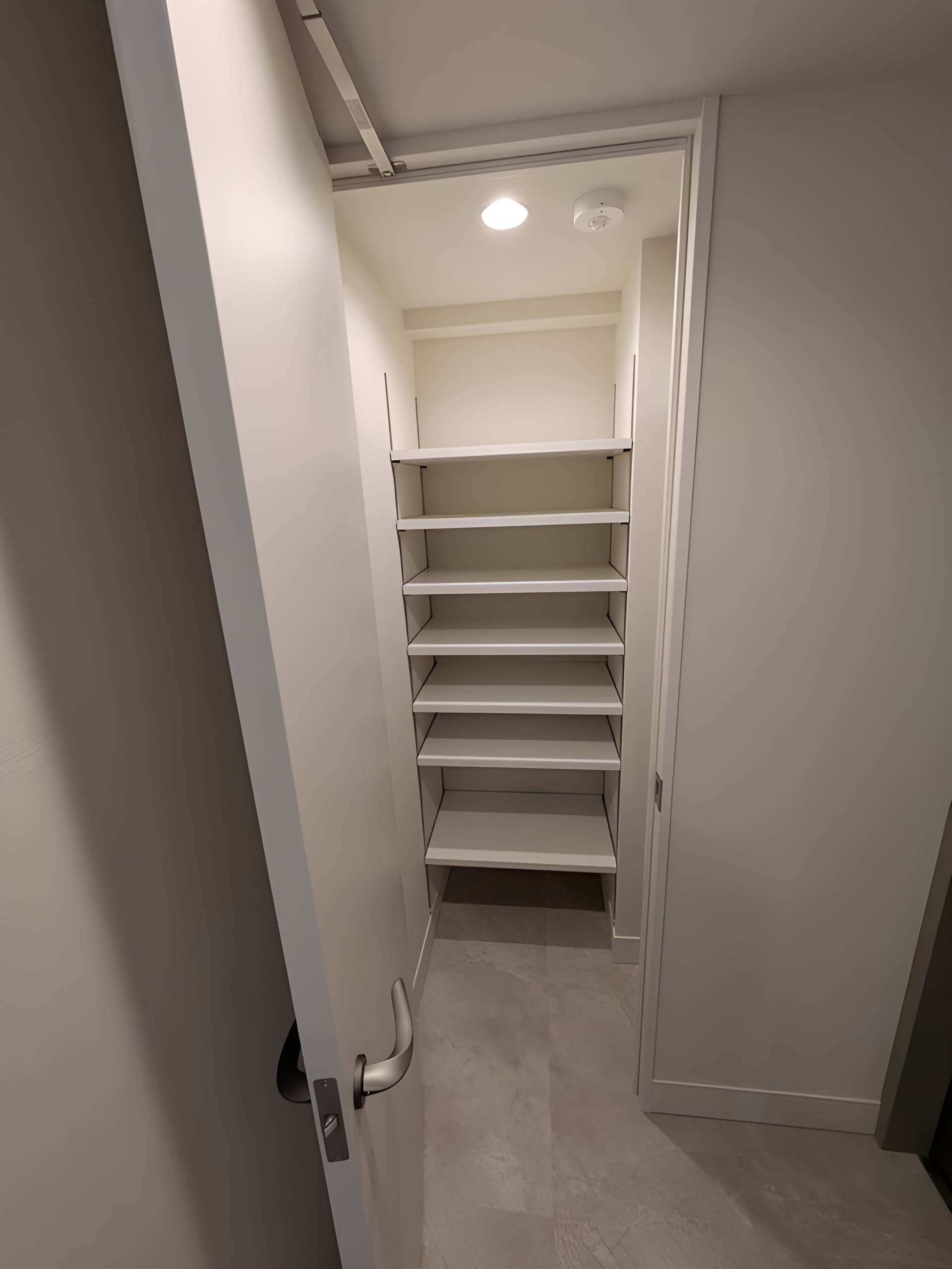 シーズンフラッツ町屋 705