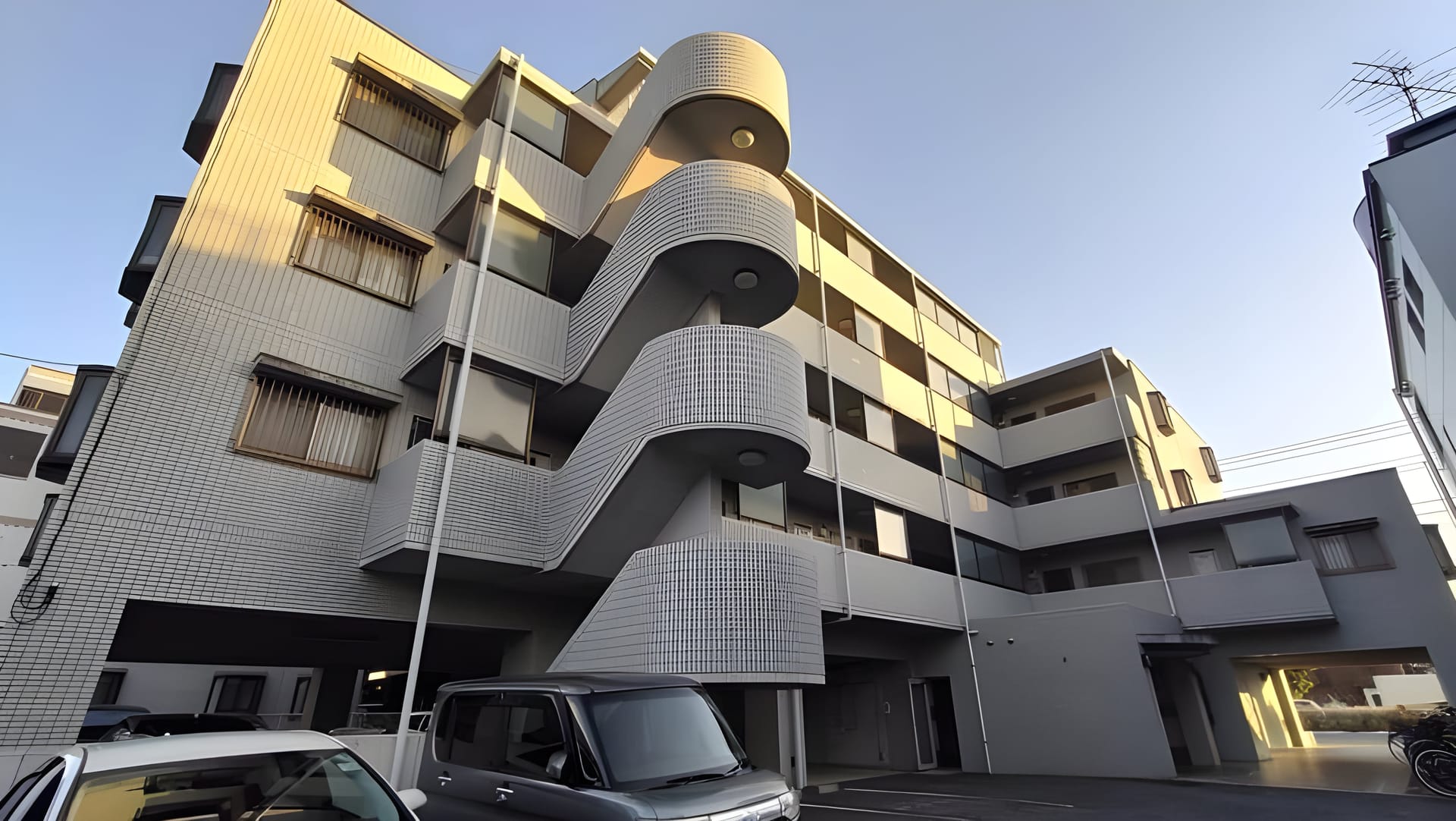サントミグランドールマンション 208