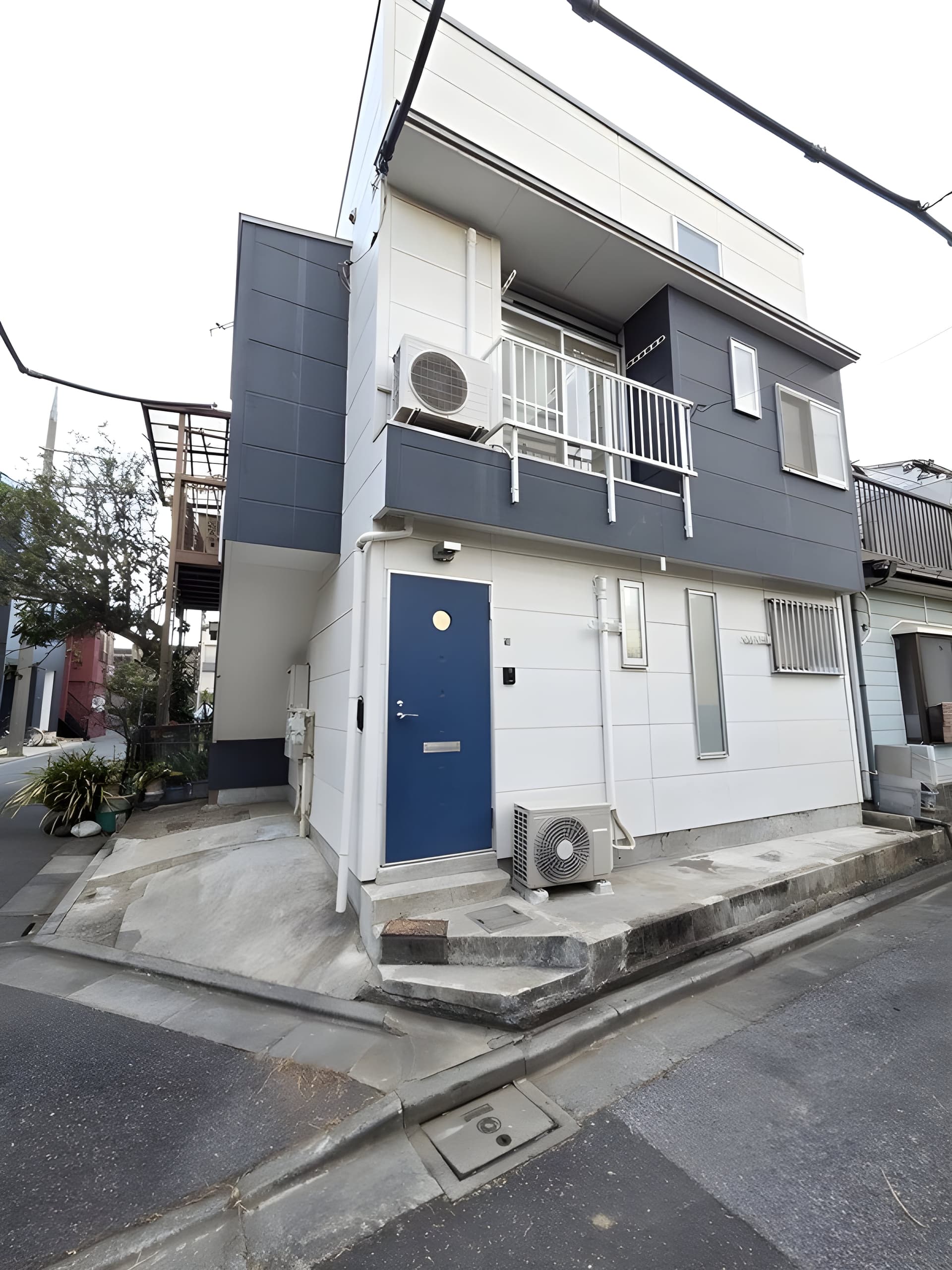 足立区小台1丁目戸建て 10.3万円/なし/なし