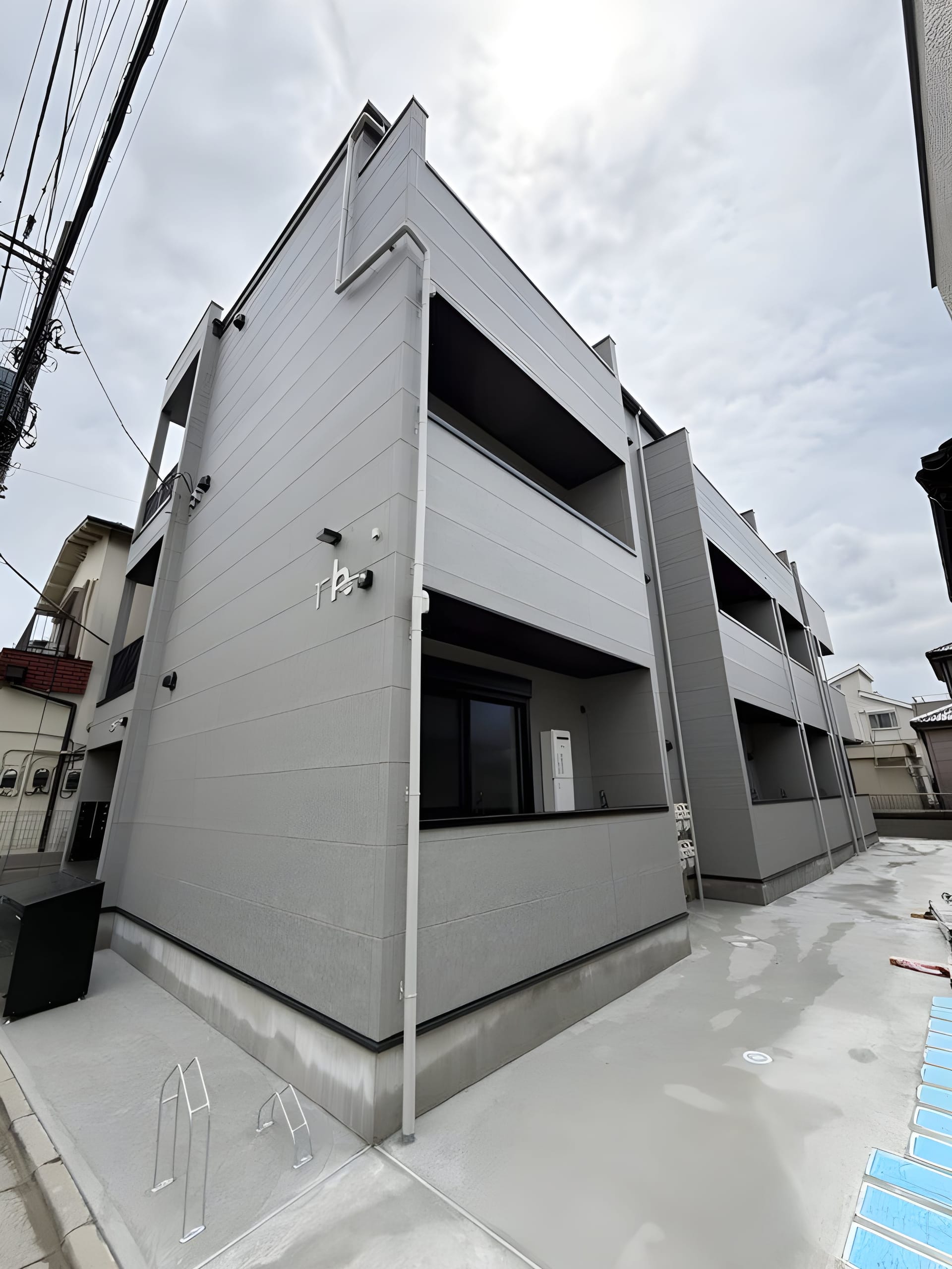 ROKUCHO Park Front(ロクチョウ パーク フロント) 105