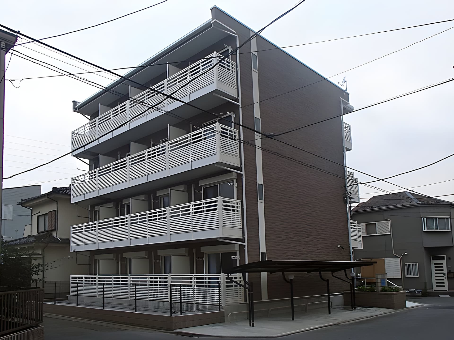レオネクスト西門 204