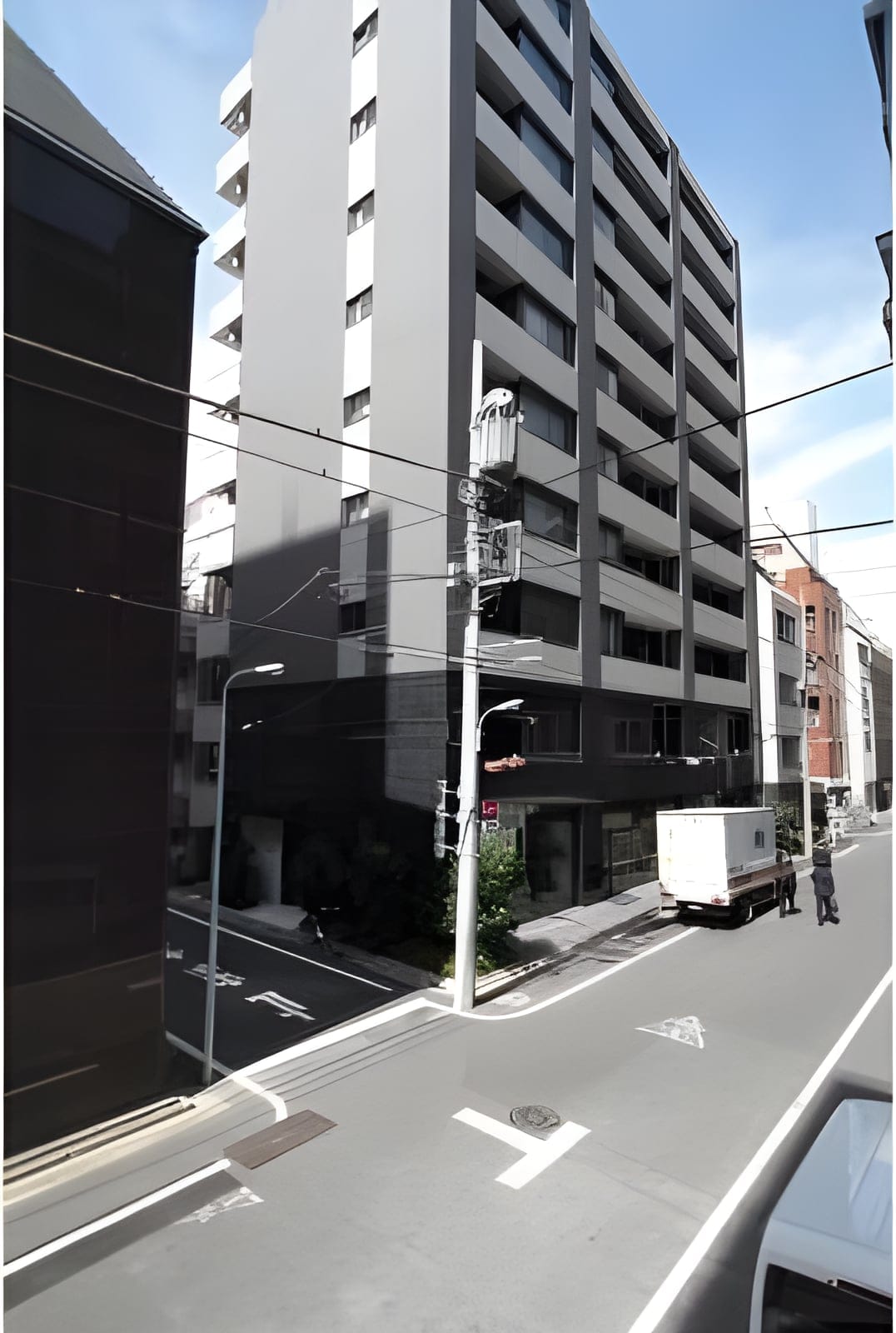 パークナードフィット新富町 201