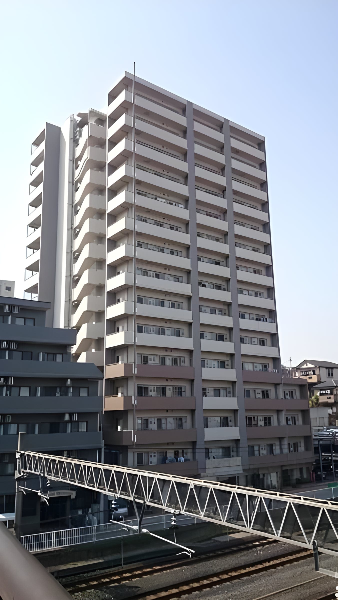 ドゥーエ東十条 203