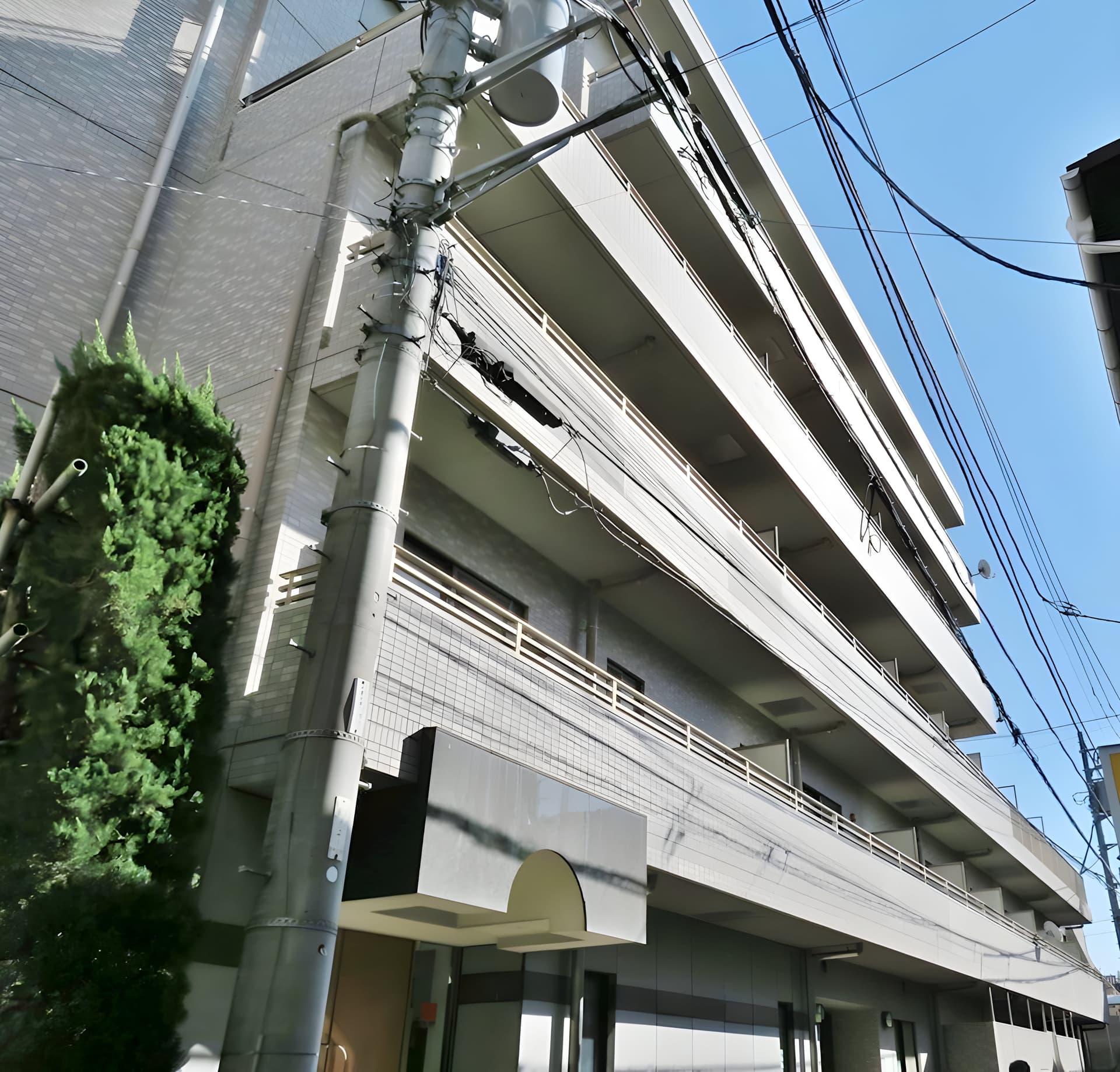 サンピア西須賀 402