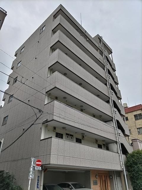 スプリームサカイの写真