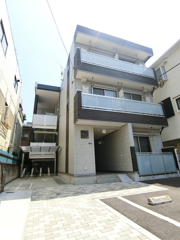 リブリ・ISHIWATAの写真