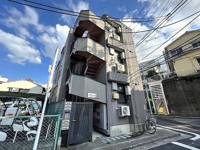 ブライト・Tの写真