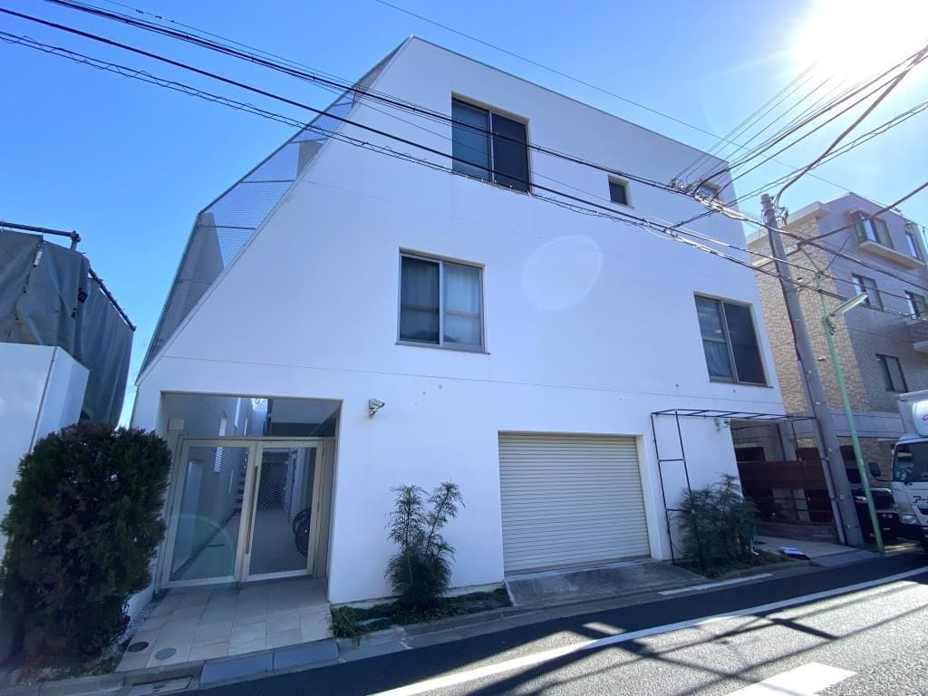 ツルマキロジの写真