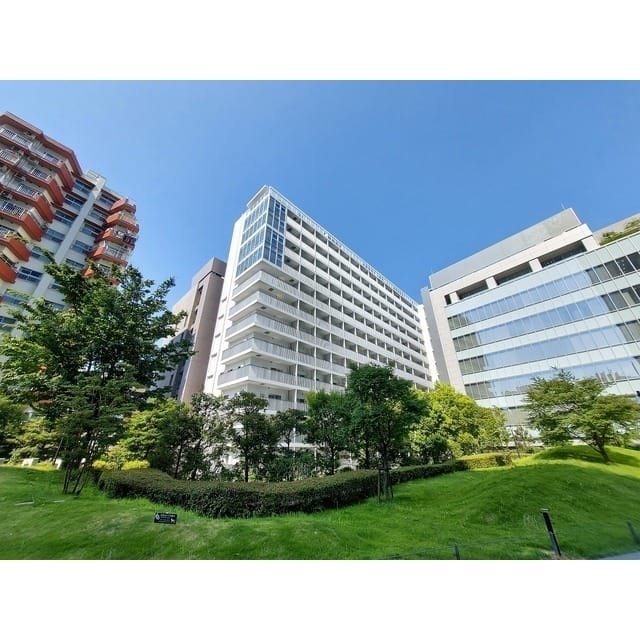 コンフォリア東新宿の写真