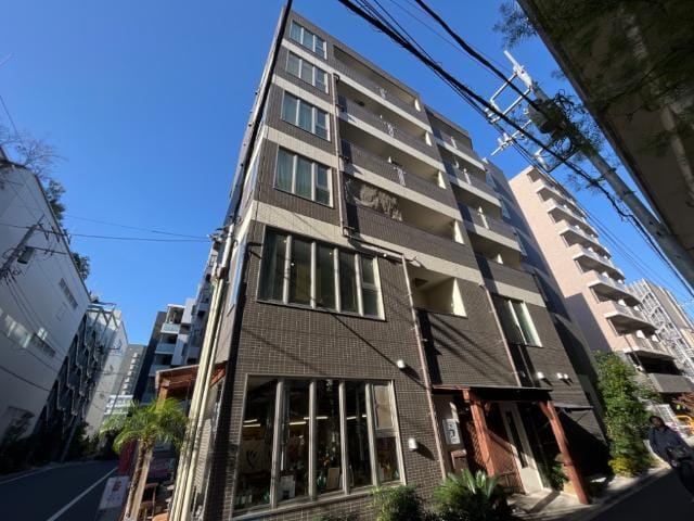 アルバーロ イーリス~Arbaro Iris~の写真