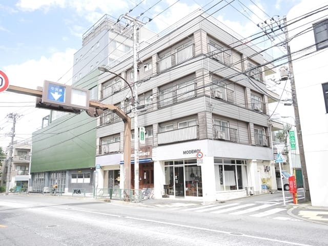 メグロハイムの写真