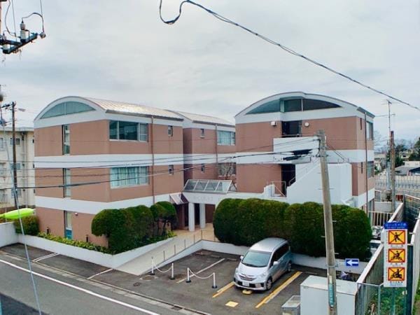 アールコート上野毛 202