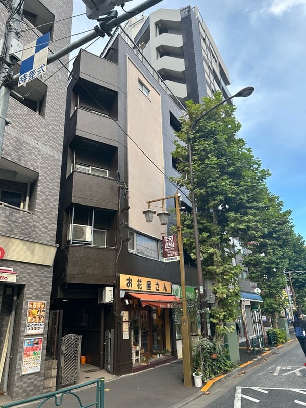 サトウビルの写真