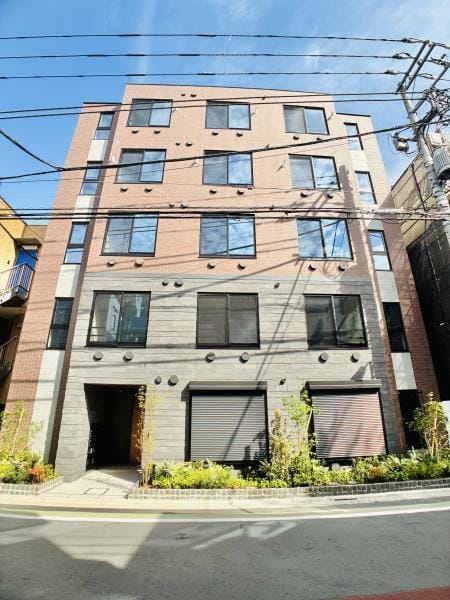 COMPOSITE目黒鷹番の写真